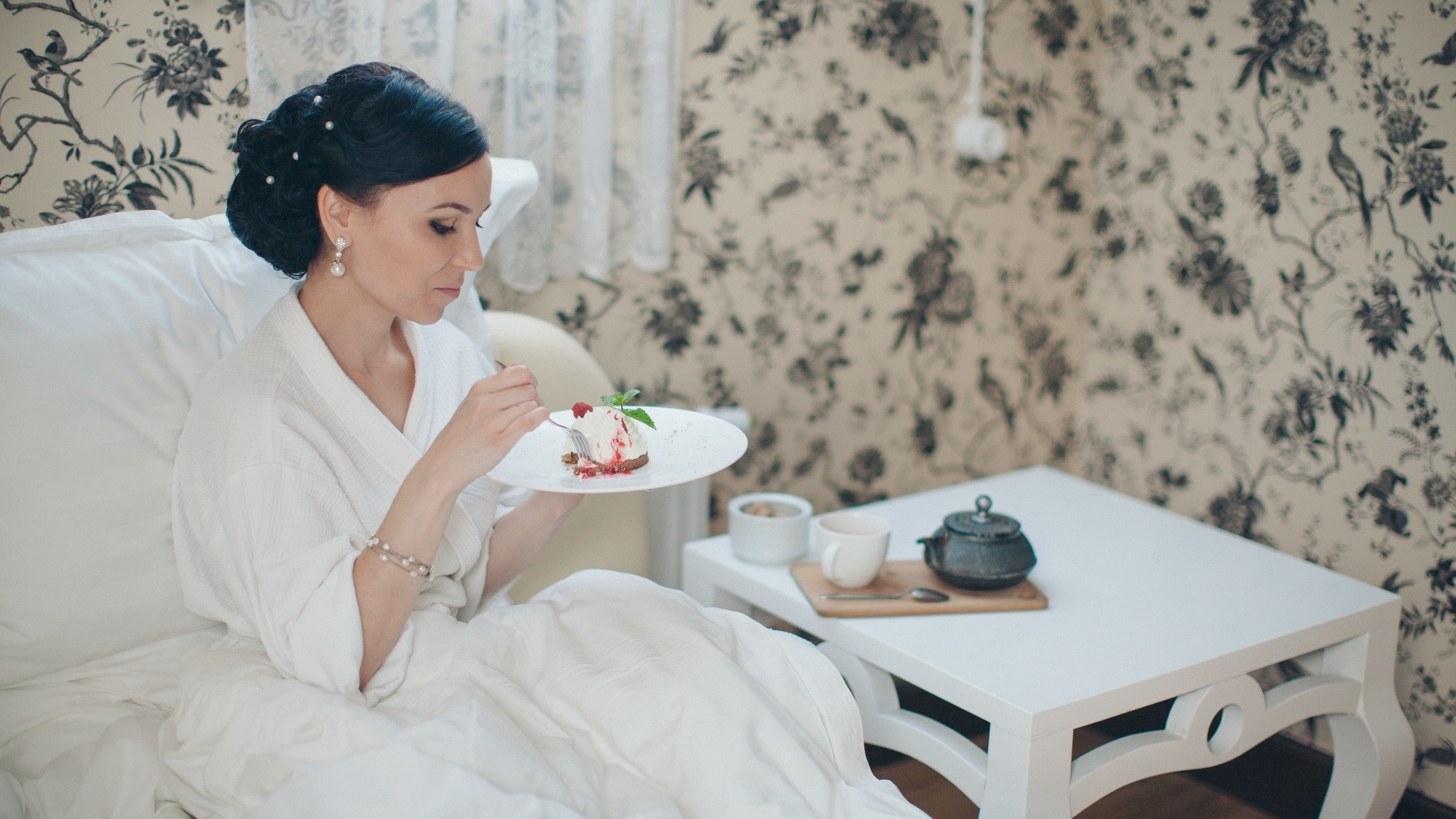 Фотографии невеста и жених получили в осенних тонах. Олег Сверчков | Свадебный фотограф Вологда