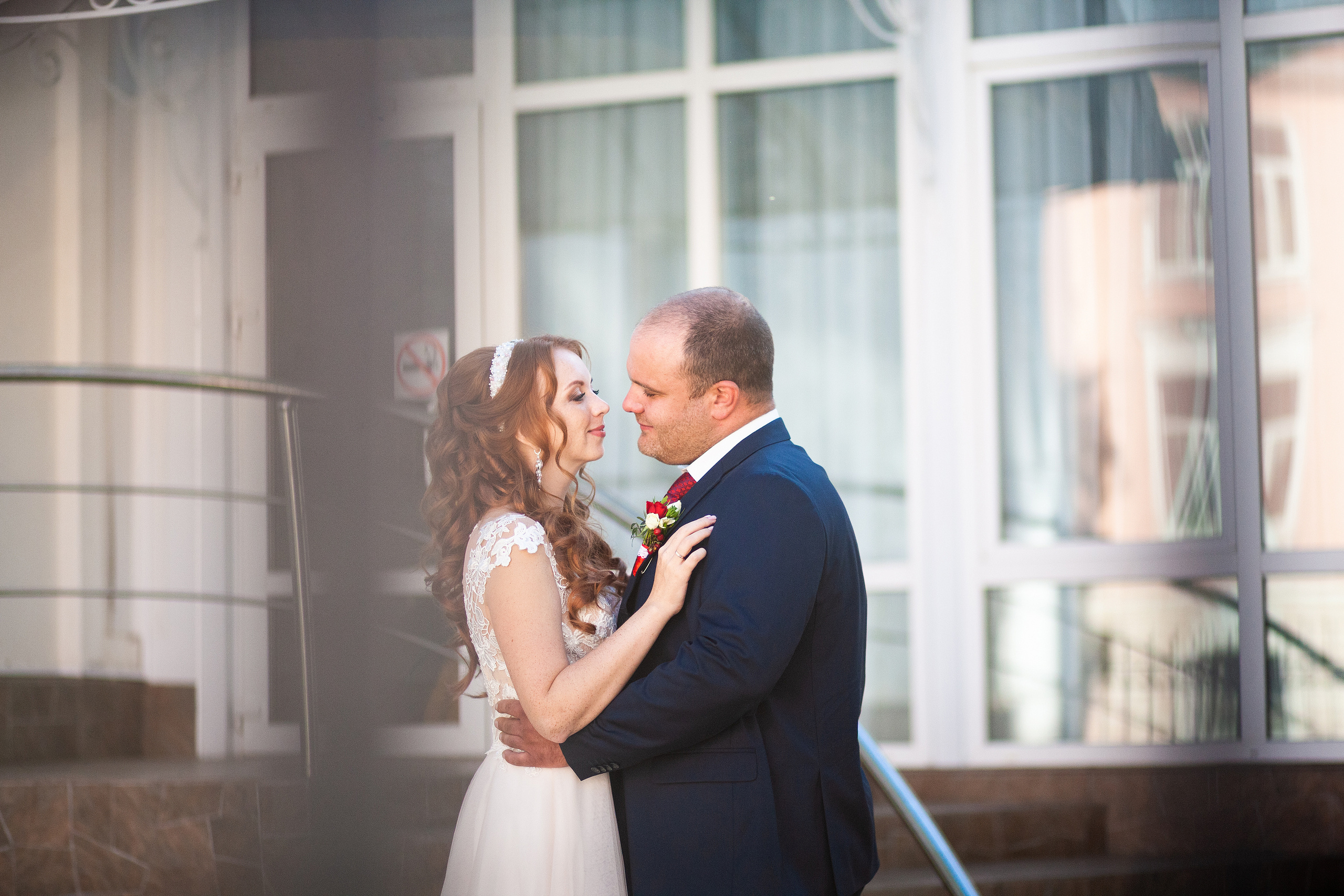 Нежная фотосъемка в парке в городе. Олег Сверчков | Свадебный фотограф Вологда