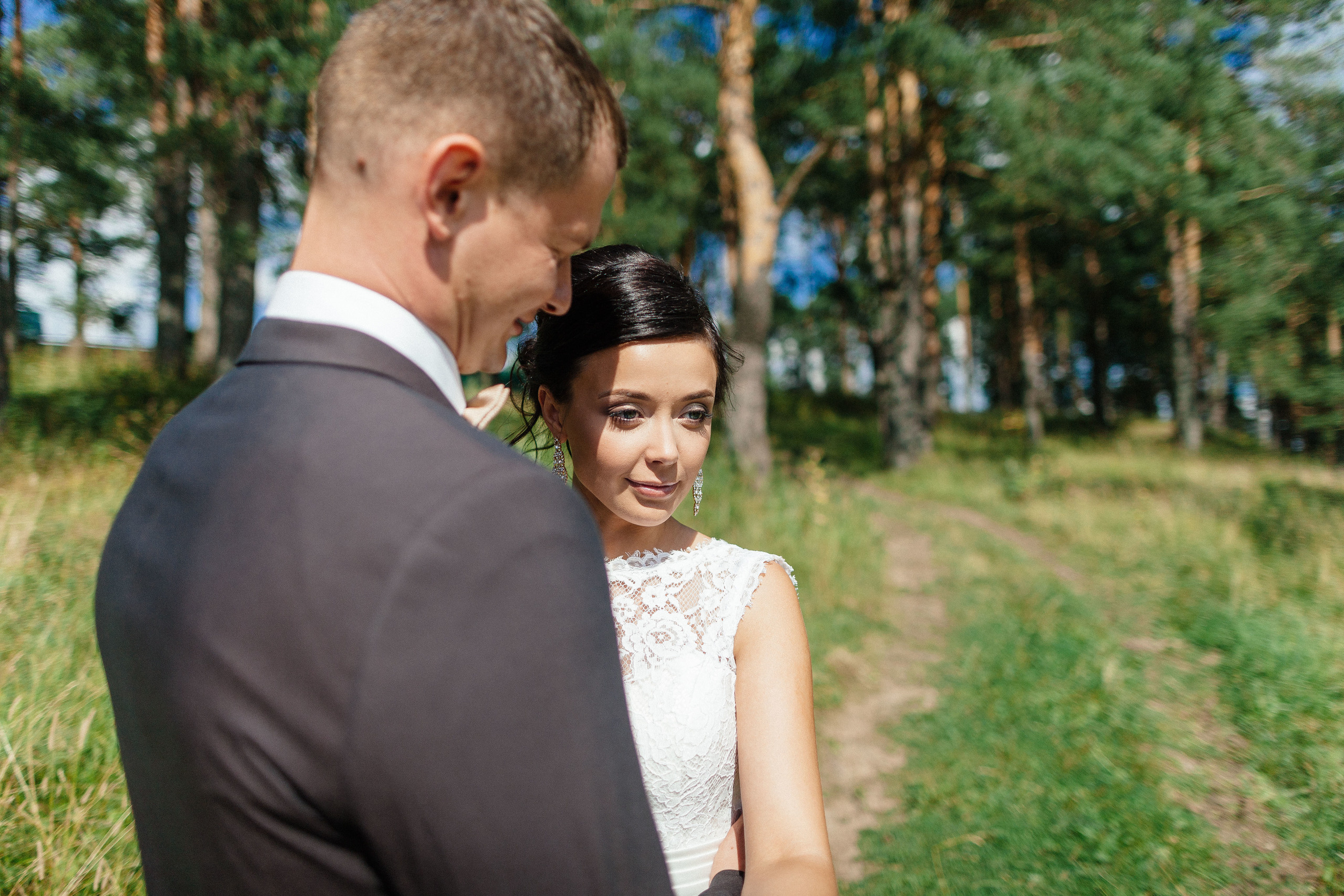 Загородная сьемка свадьбы в лесу. Олег Сверчков | Свадебный фотограф Вологда