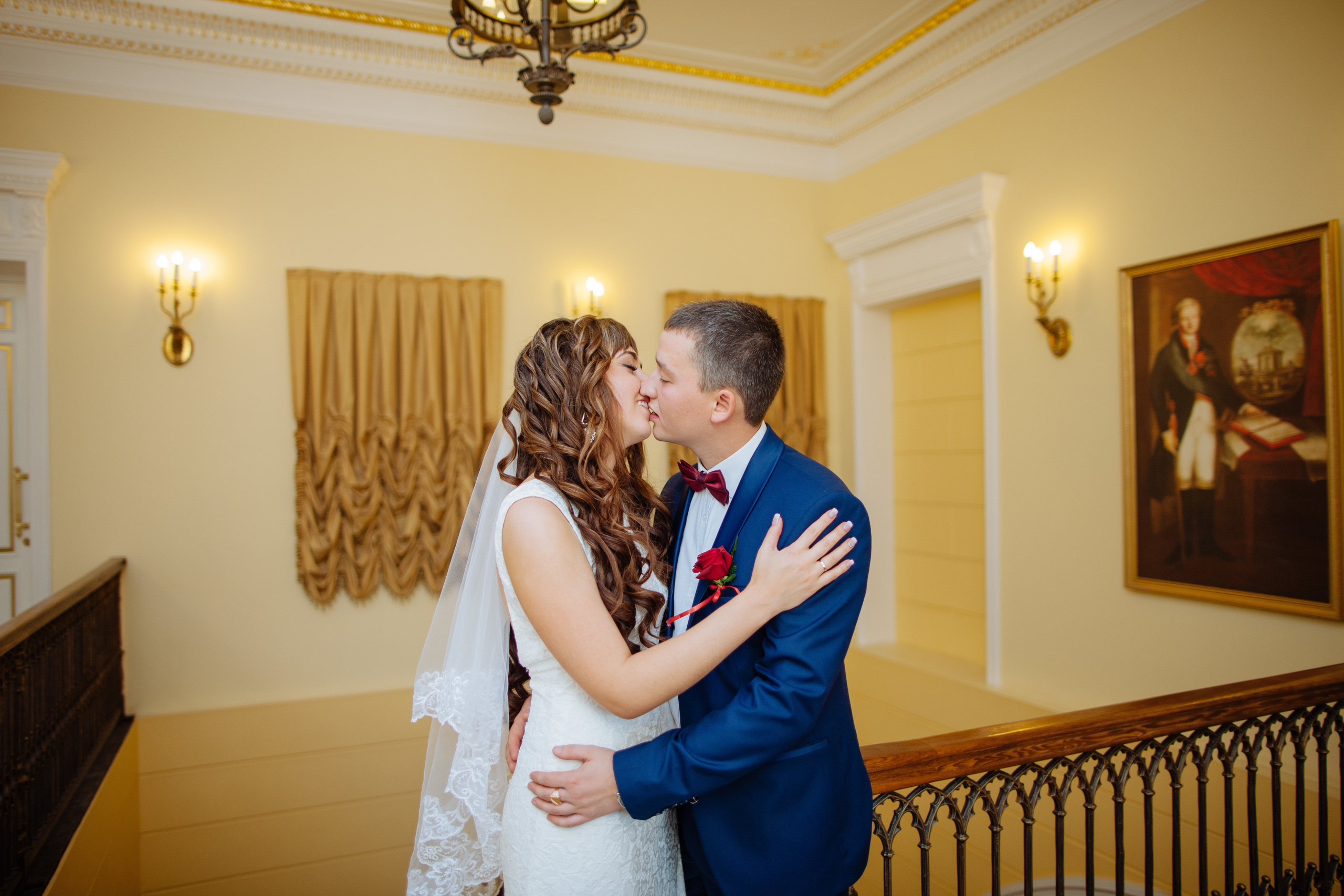 Фотосъемка Анастасии и Антона на территории гостиничного комплекса. Олег Сверчков | Свадебный фотограф Вологда