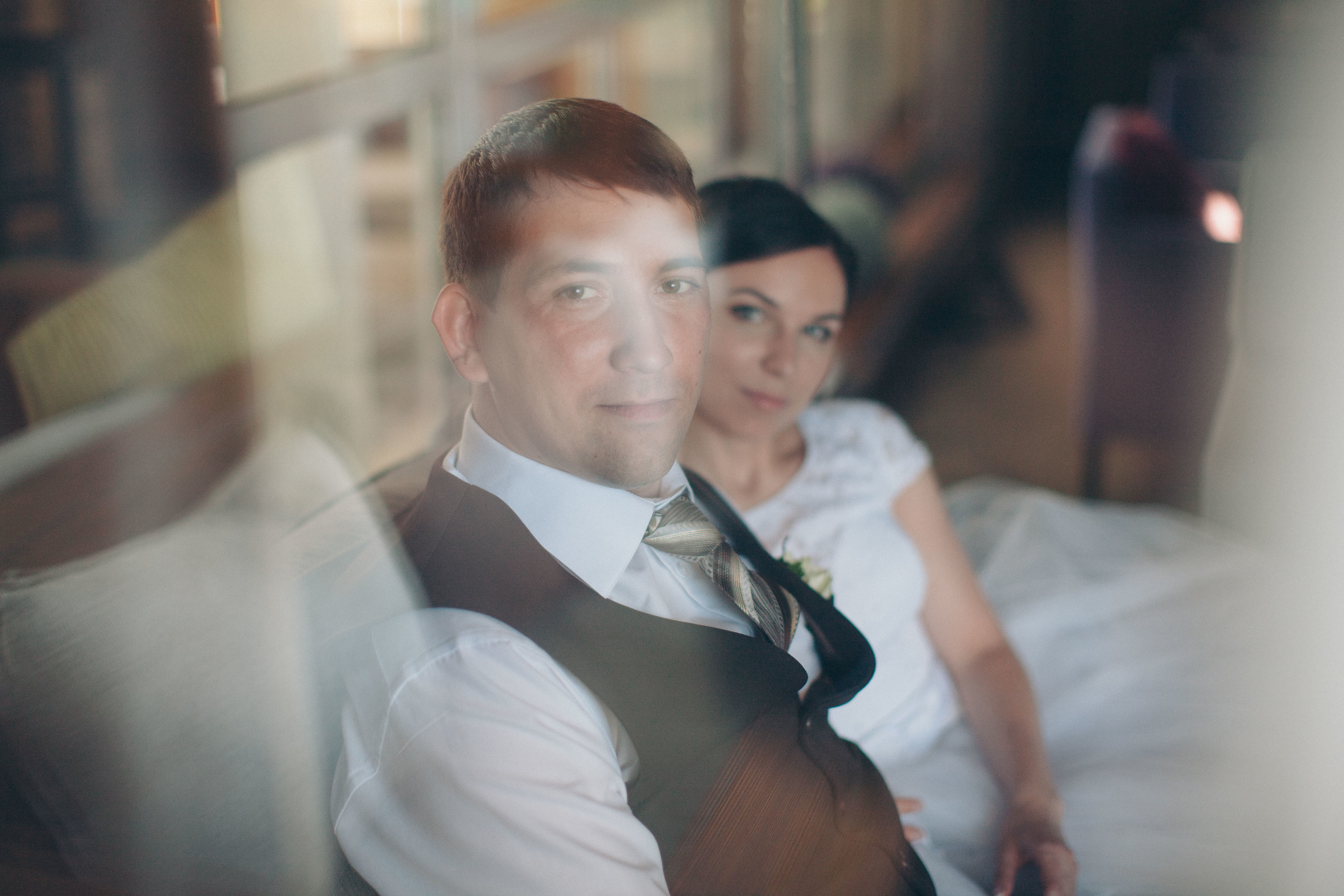 Фотографии невеста и жених получили в осенних тонах. Олег Сверчков | Свадебный фотограф Вологда