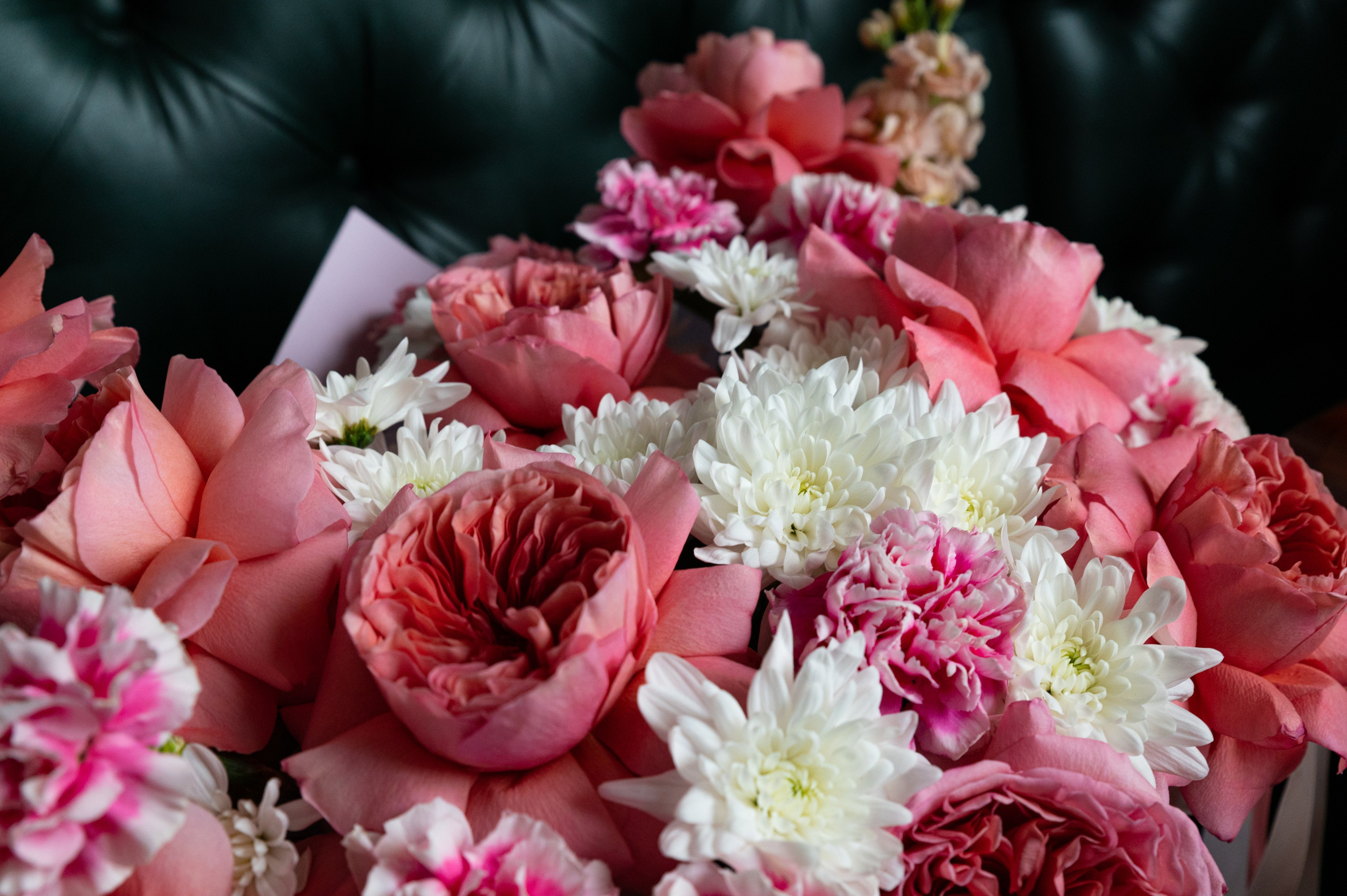 Взрослые праздники. Предметный и репортажный фотограф в Москве