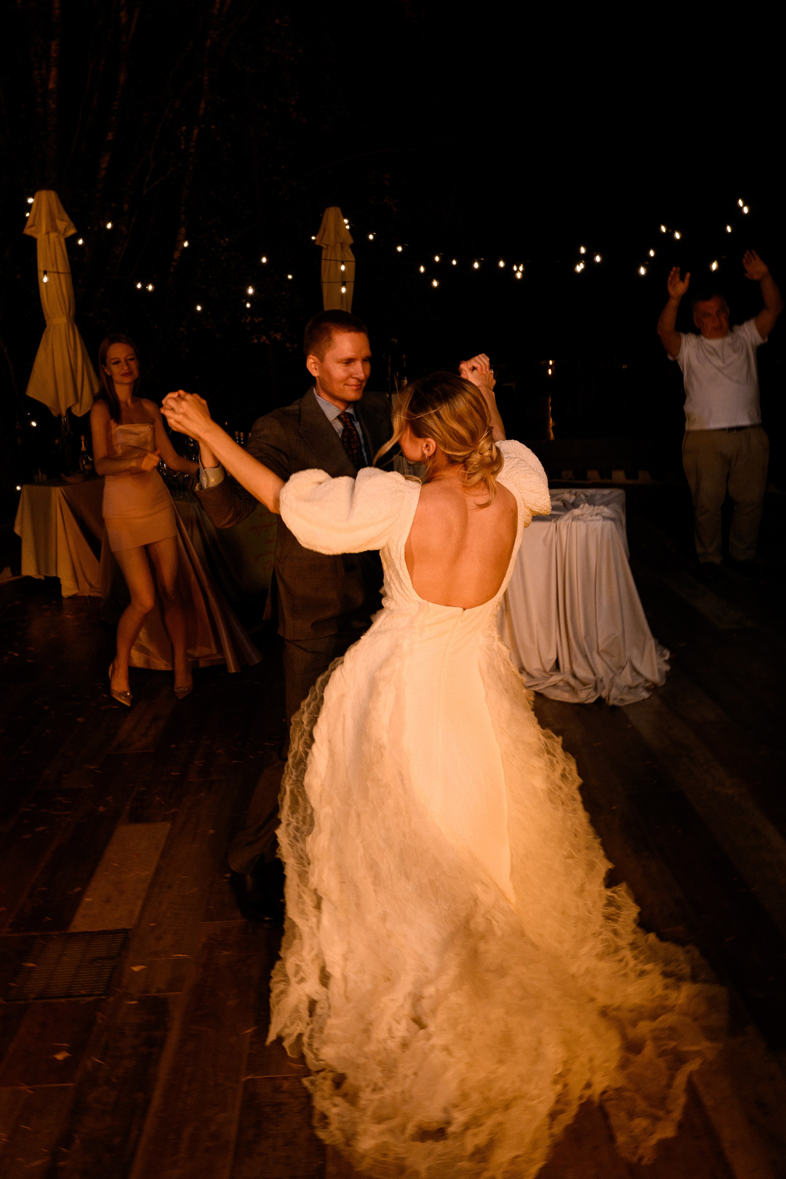 На берегу залива. Свадебный фотограф в Санкт-Петербурге, Москве, СПб Сергей Поддубный