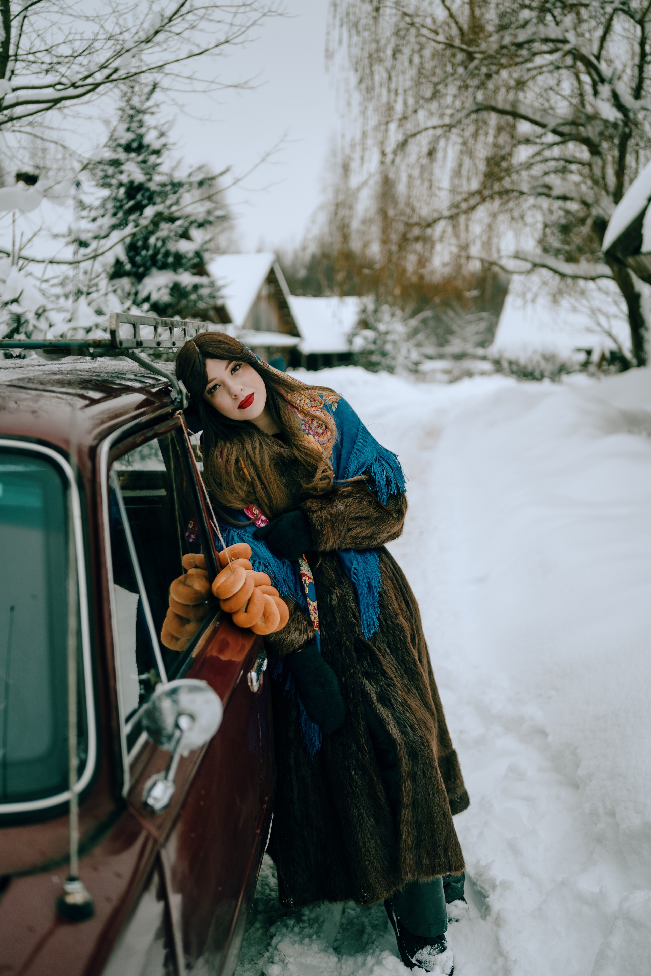 Звенит январская вьюга. Главная