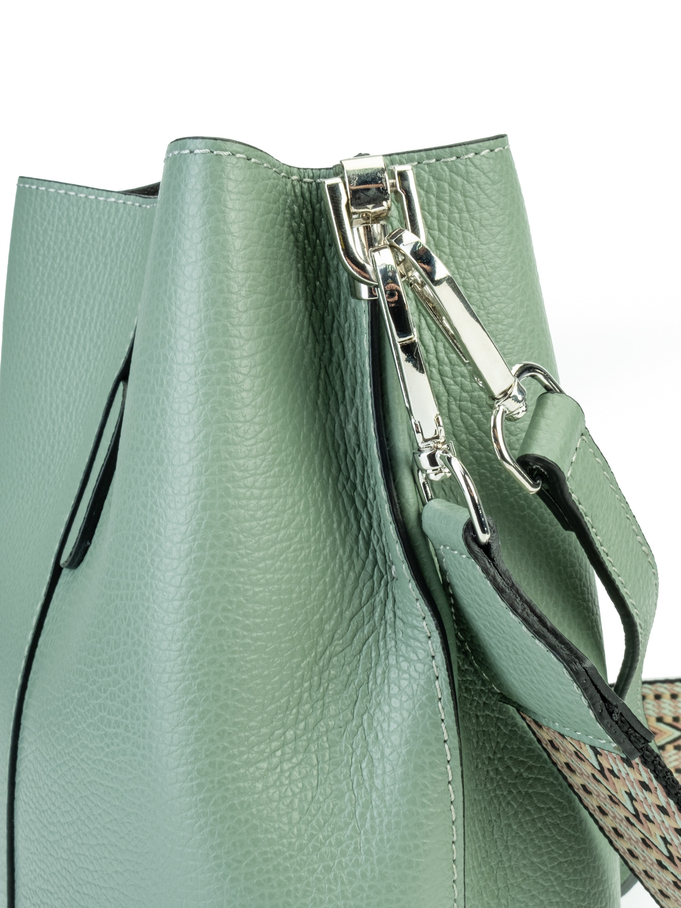 Предметная съёмка для маркетплейсов | Сумки. Предметный фотограф в Симферополе Антон Катунин