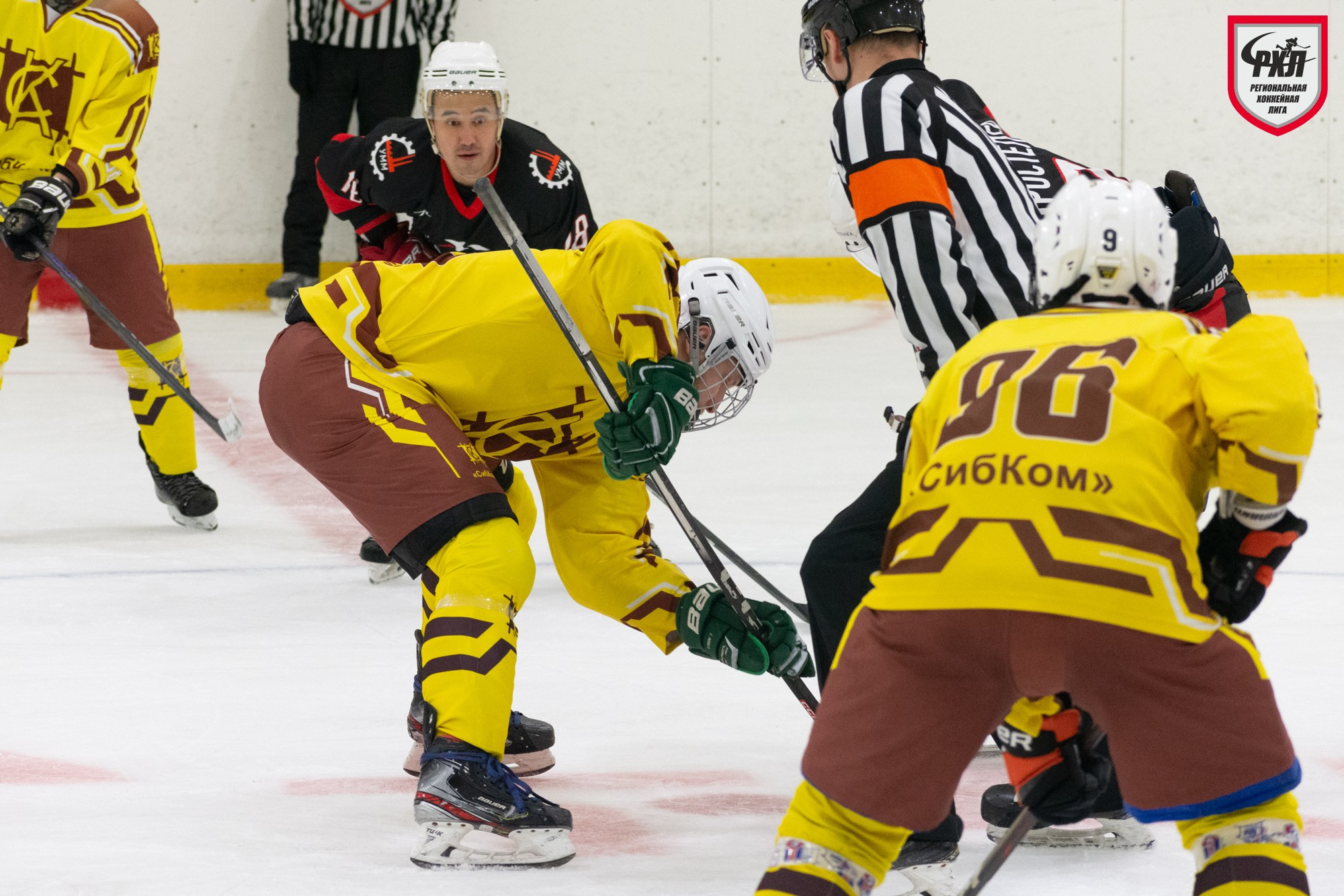 Хоккей. Фотограф Максим Буряк