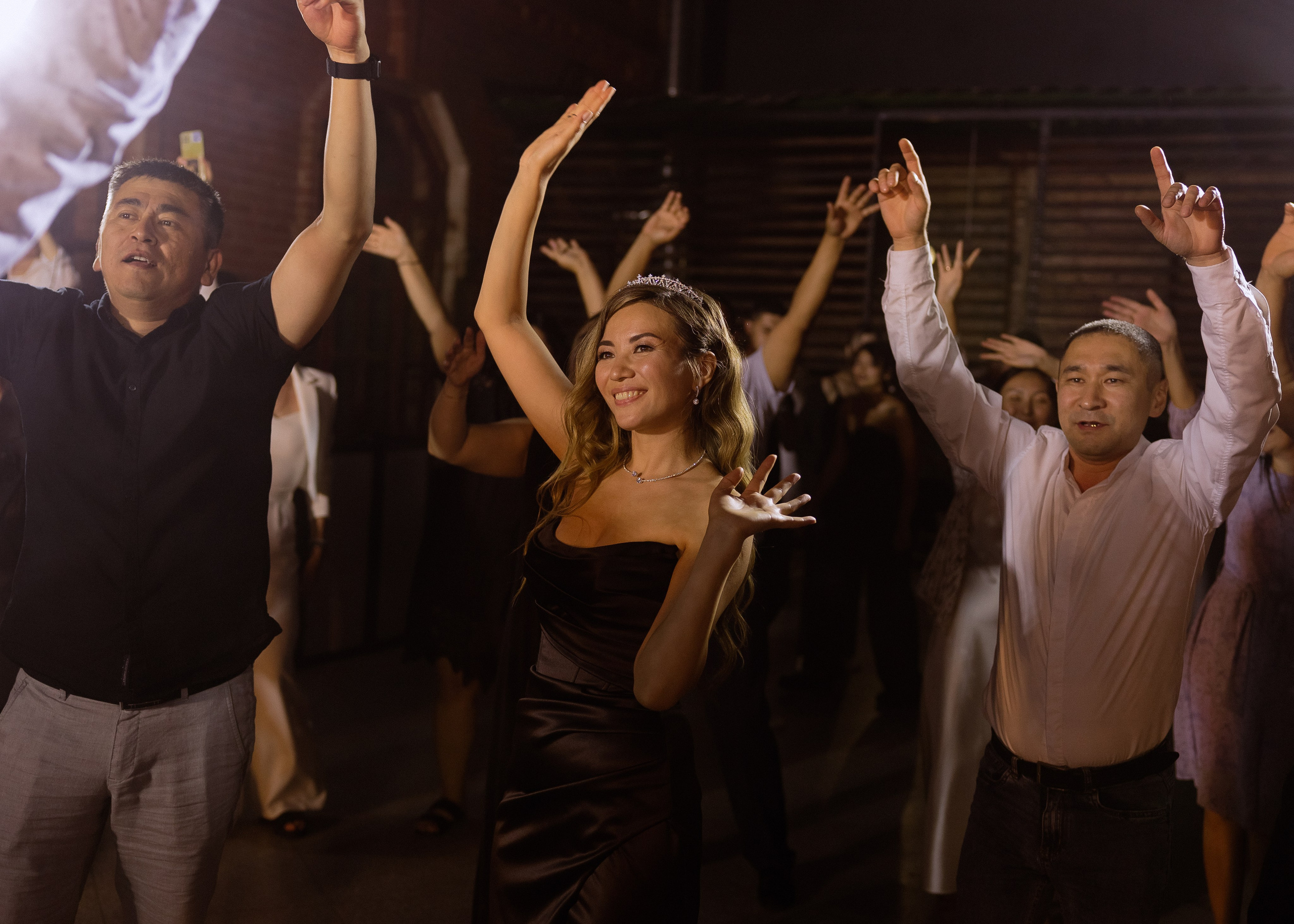 Дмитрий и Алита. Фотограф Эмиль Исякаев