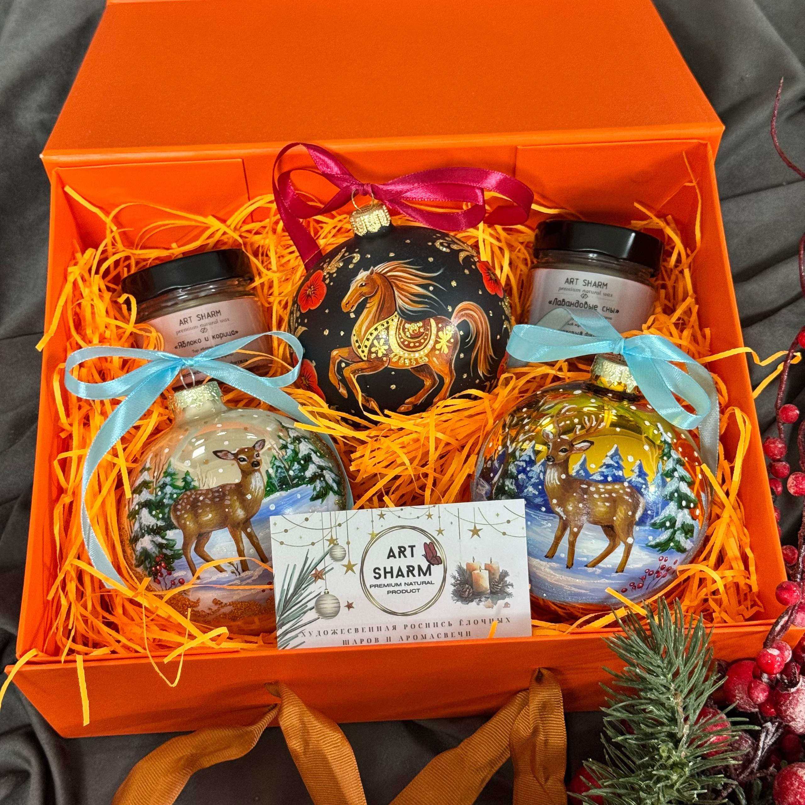 Аромасвечи и наборы. Художественная ручная роспись елочных шаров, корпоративные подарки и восковые аромасвечи