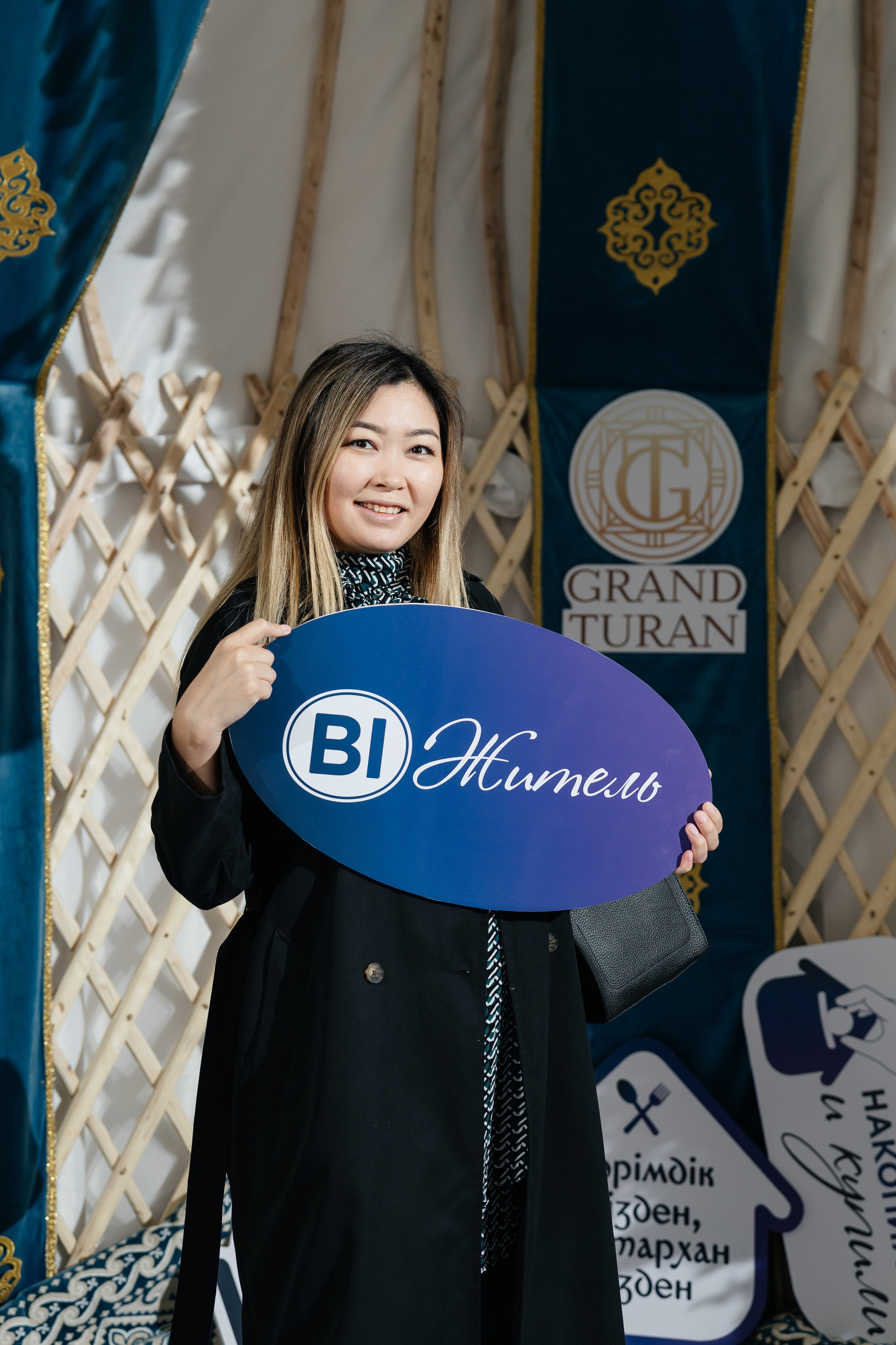 Проект 1. Вручение ключей BI Group. Дата: октябрь 2023. Профессиональный фотограф в городе Астана/Алматы Даурен Сембаев