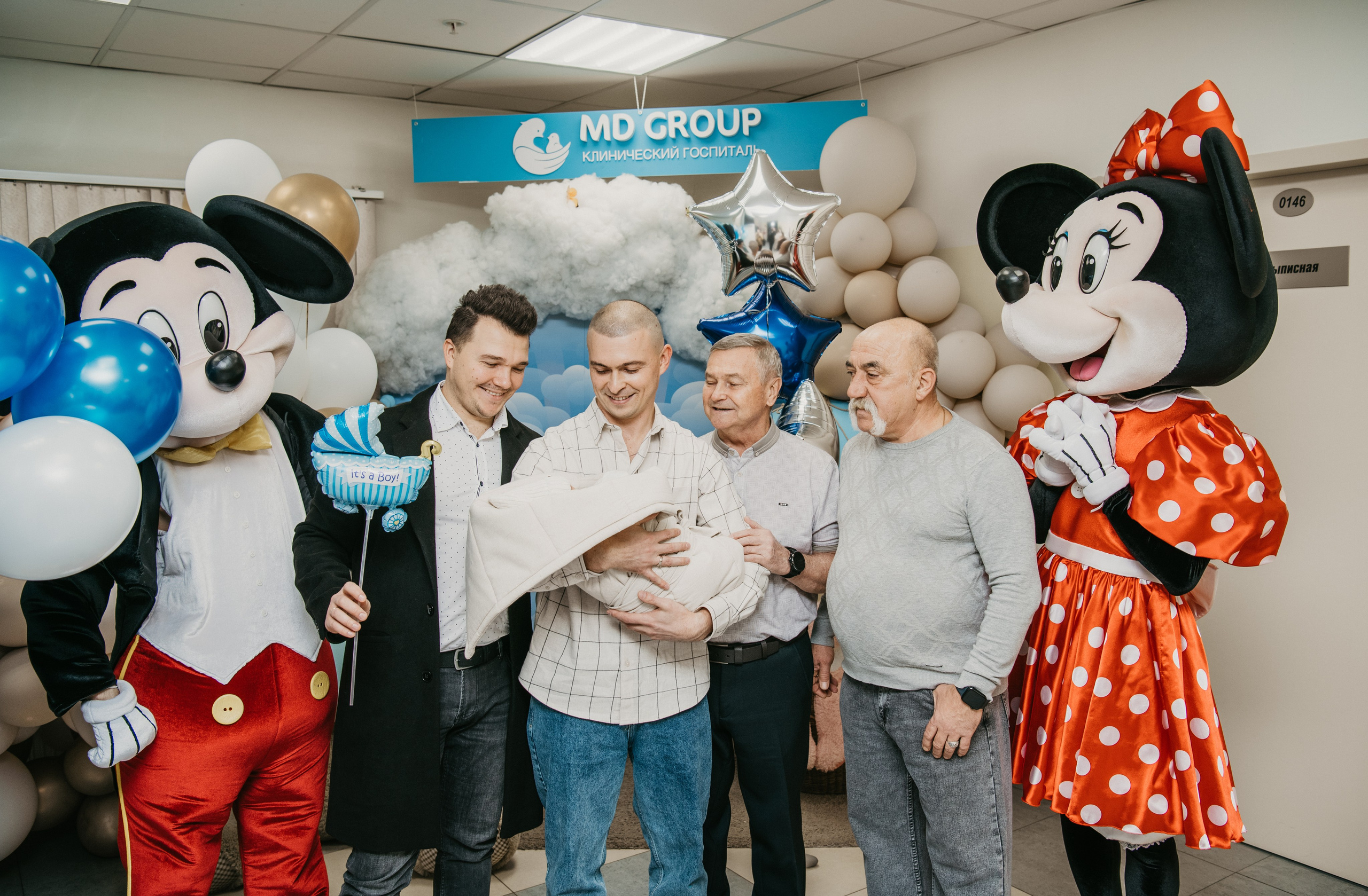 Выписка Назара. На Севастопольском. Фотограф на выписку из роддома в Москве и МО