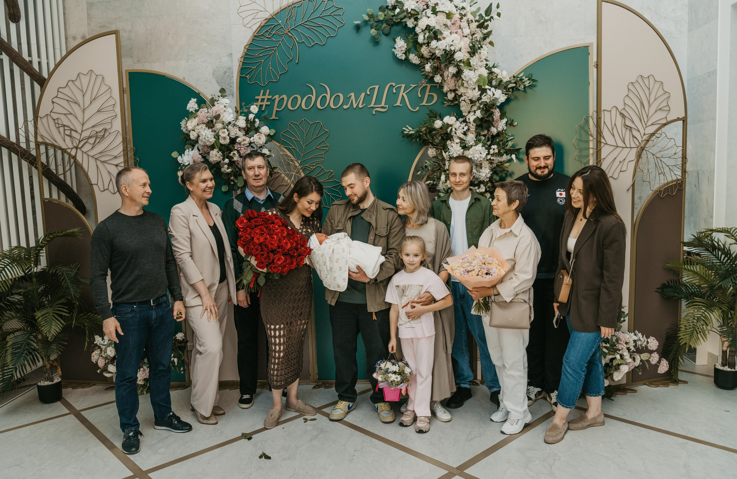 Выписка Евы в ЦКБ. Фотограф на выписку из роддома в Москве и МО