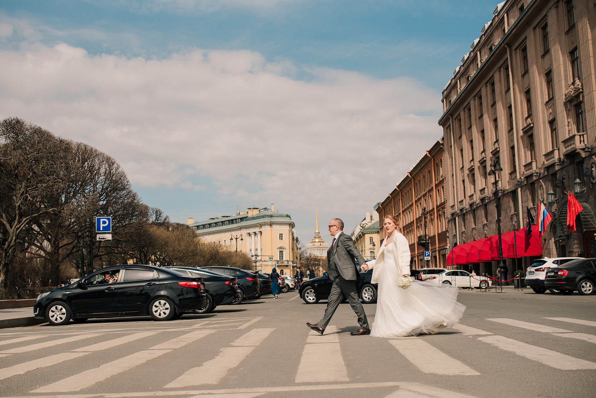 Юля и Миша. Красивое утро и Витебский вокзал. Семейный и Свадебный фотограф. Санкт-Петербург. Пушкин