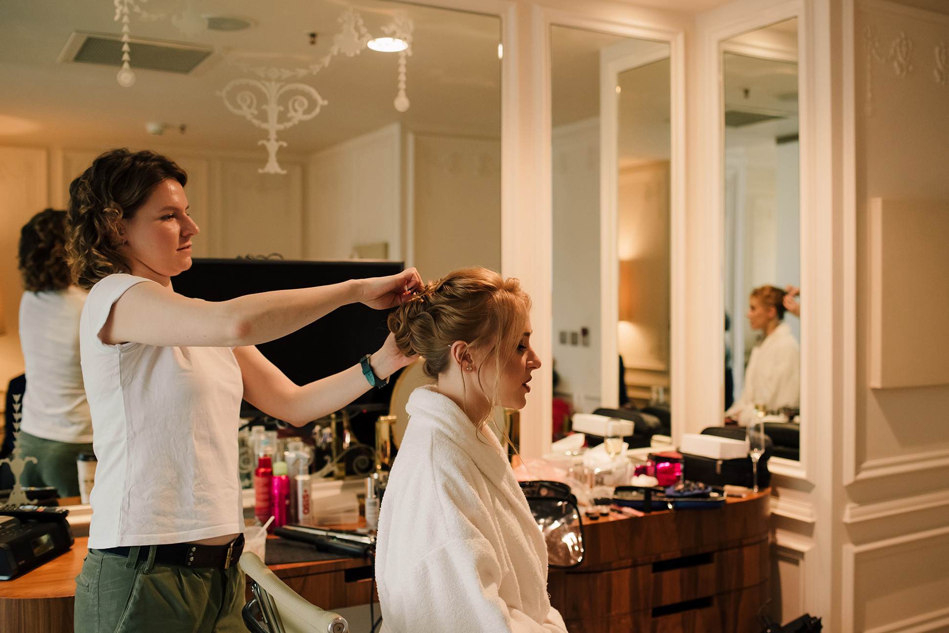 Юля и Миша. Красивое утро и Витебский вокзал. Семейный и Свадебный фотограф. Санкт-Петербург. Пушкин