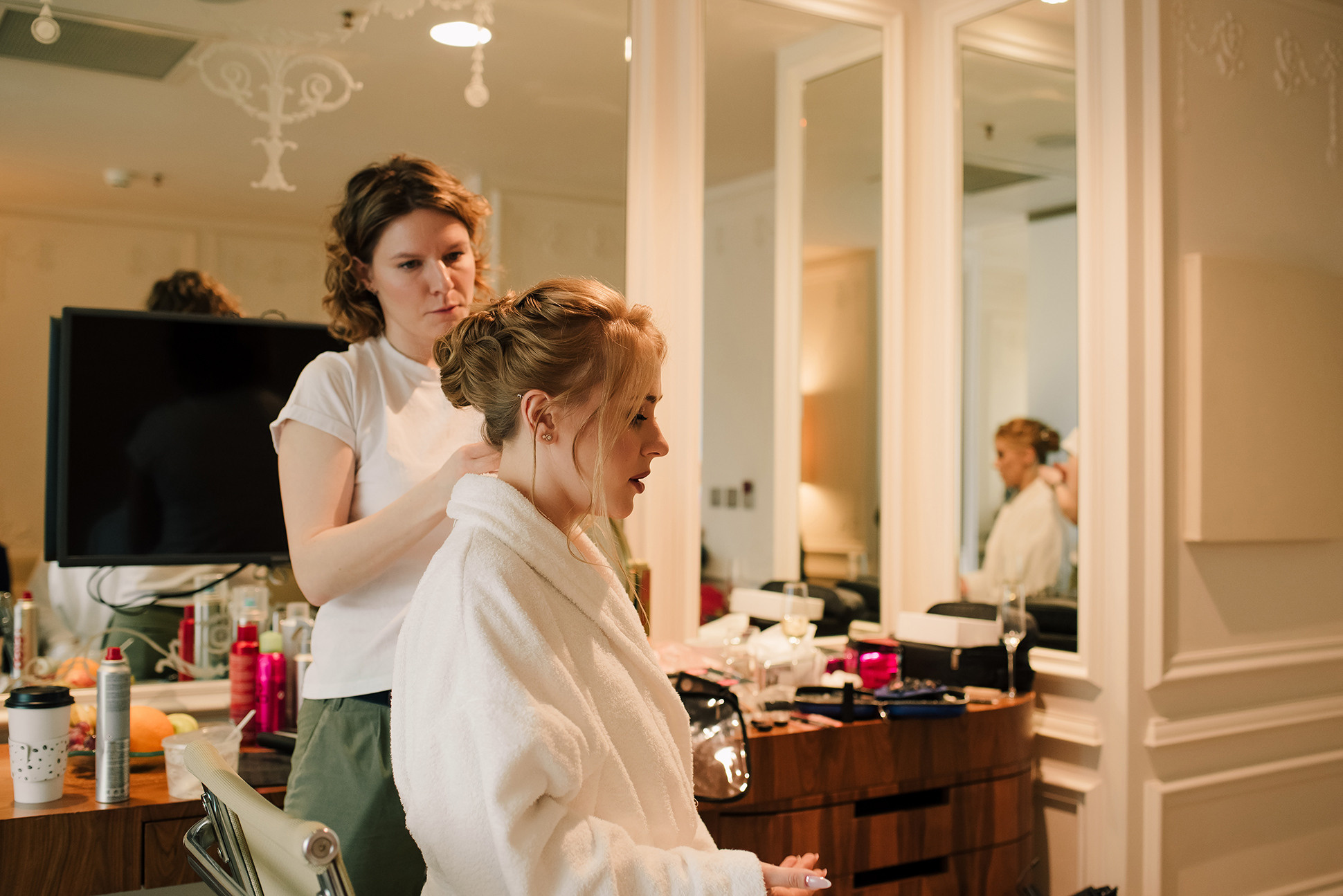 Юля и Миша. Красивое утро и Витебский вокзал. Семейный и Свадебный фотограф. Санкт-Петербург. Пушкин