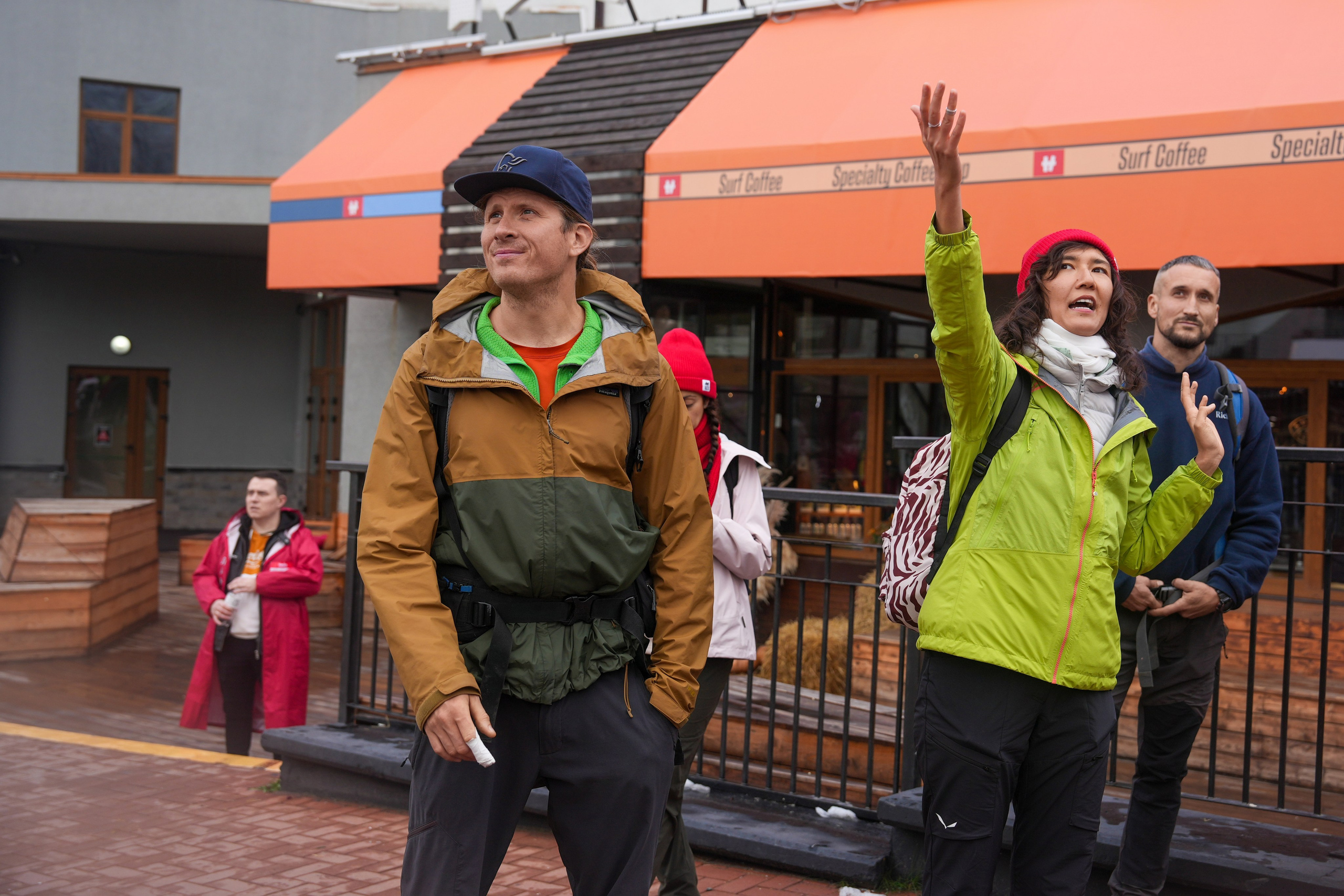 MICE мероприятие — хайкинг на курорте Роза Хутор. Репортажный фотограф в Красной Поляне и Сочи Павлюченко Екатерина