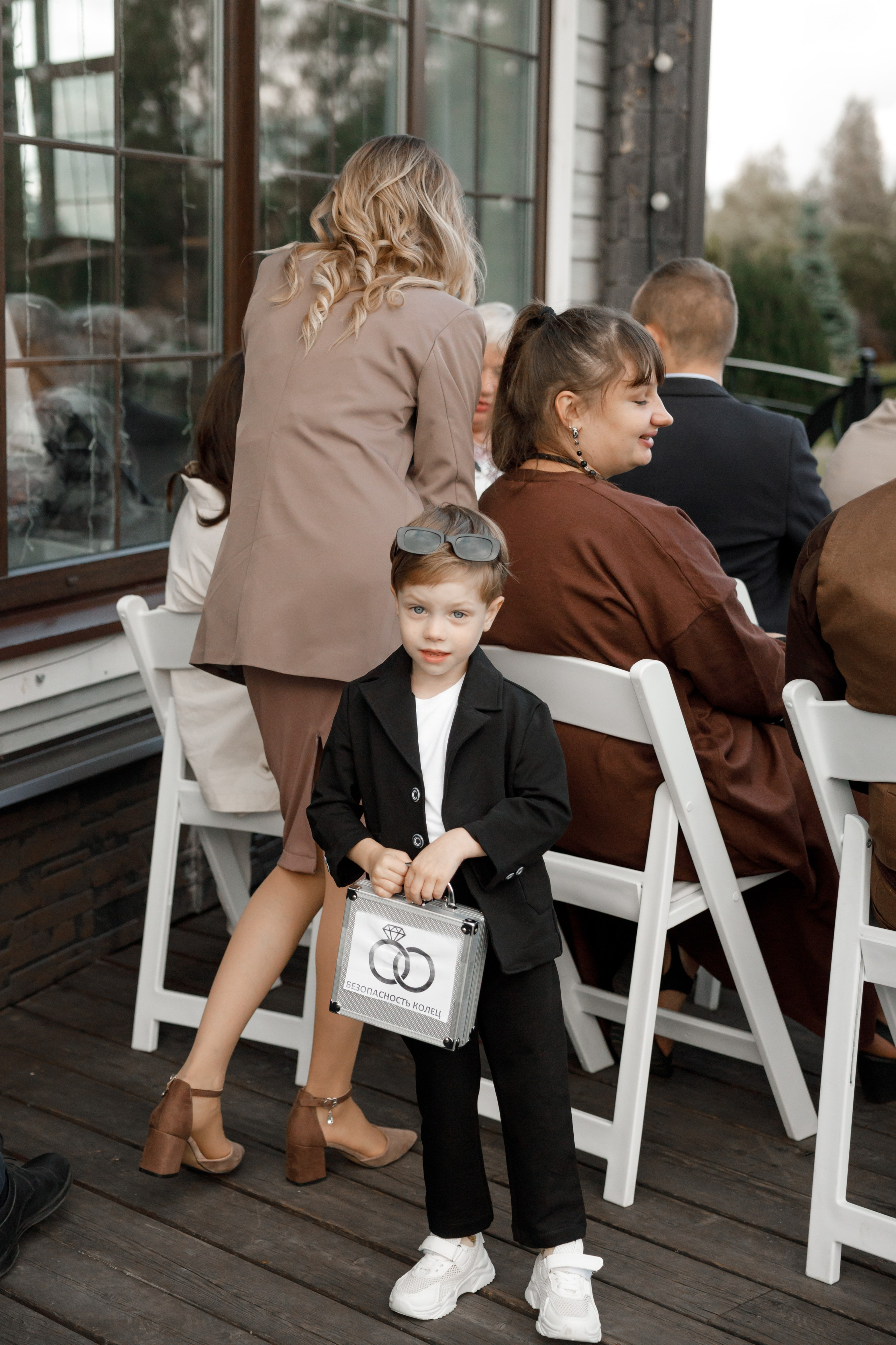 Регистрация в отеле Fish Point, ЗАГС Бутово, прогулка в Остафьево. Свадебный и репортажный фотограф (Москва, Королев и другие)