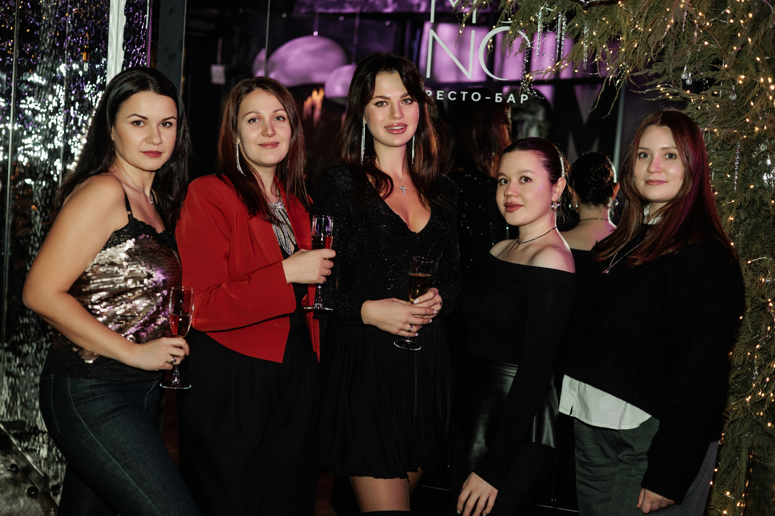 Репортаж Mona. Фотограф Саратов Анастасия