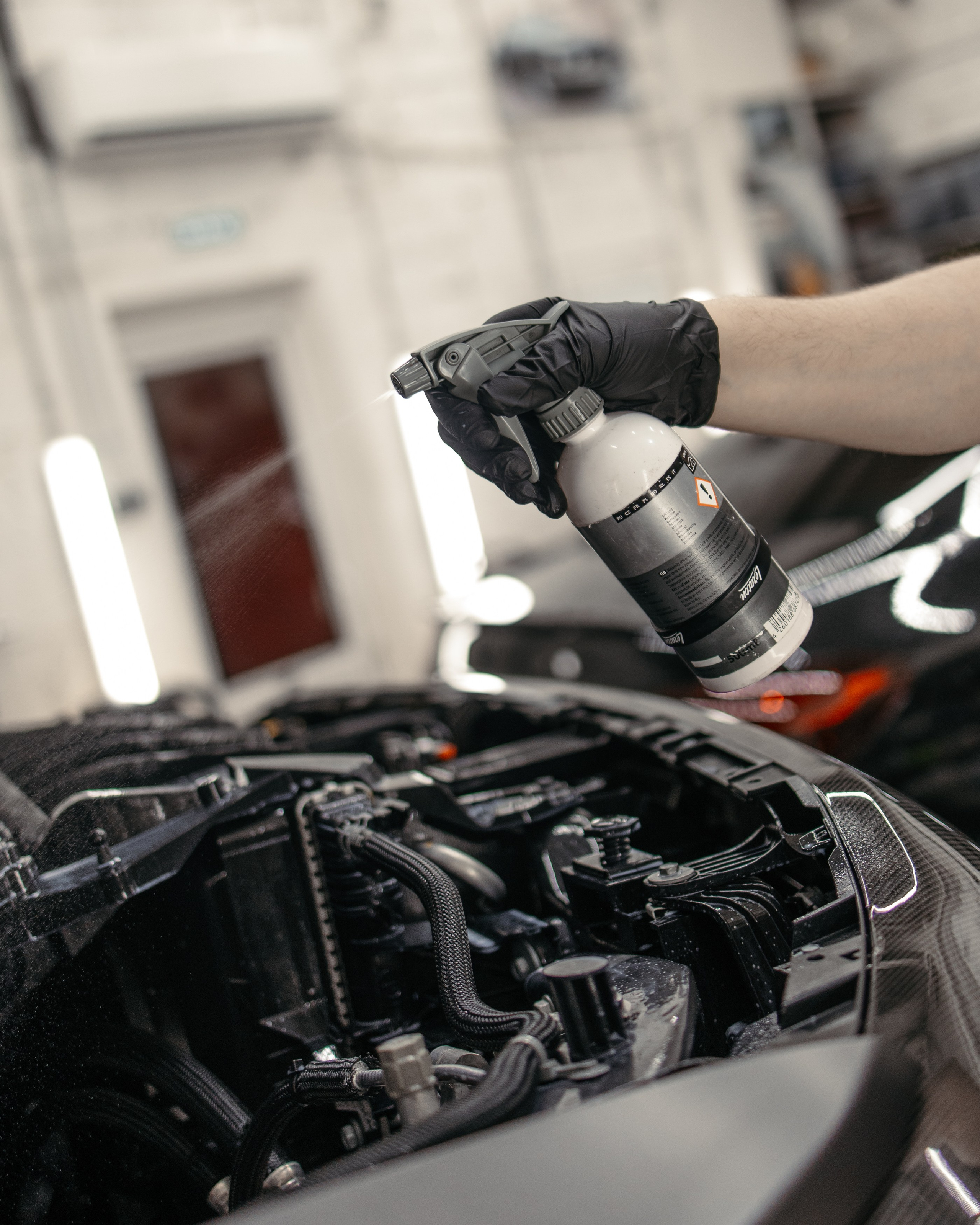 Ram TRX ламинация карбоном внешних элементов кузова, салона и установка распорки. DeLorein