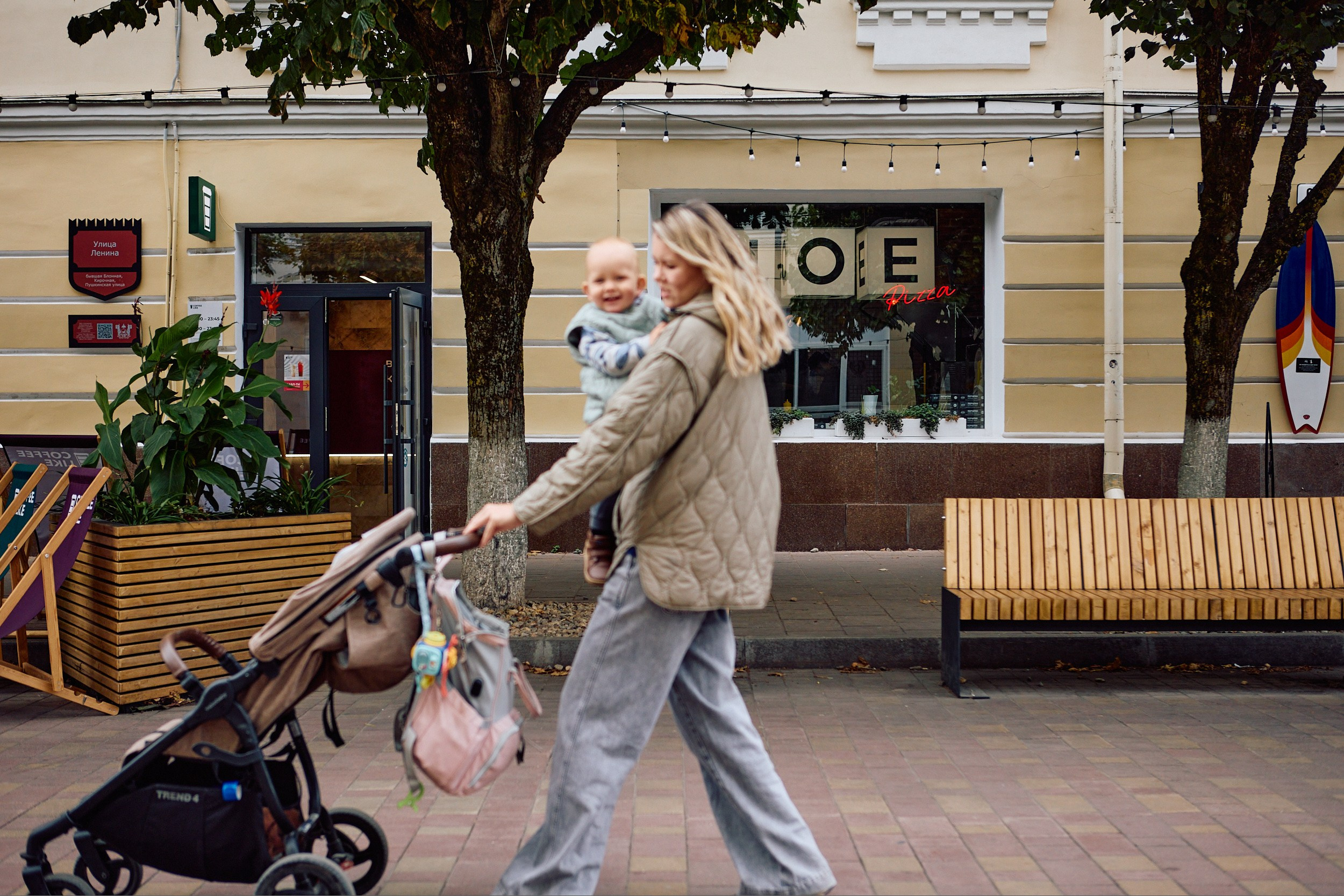 Семейная фотосессия в центре города. Детский, семейный и школьный фотограф Смоленск Москва Влад Старов