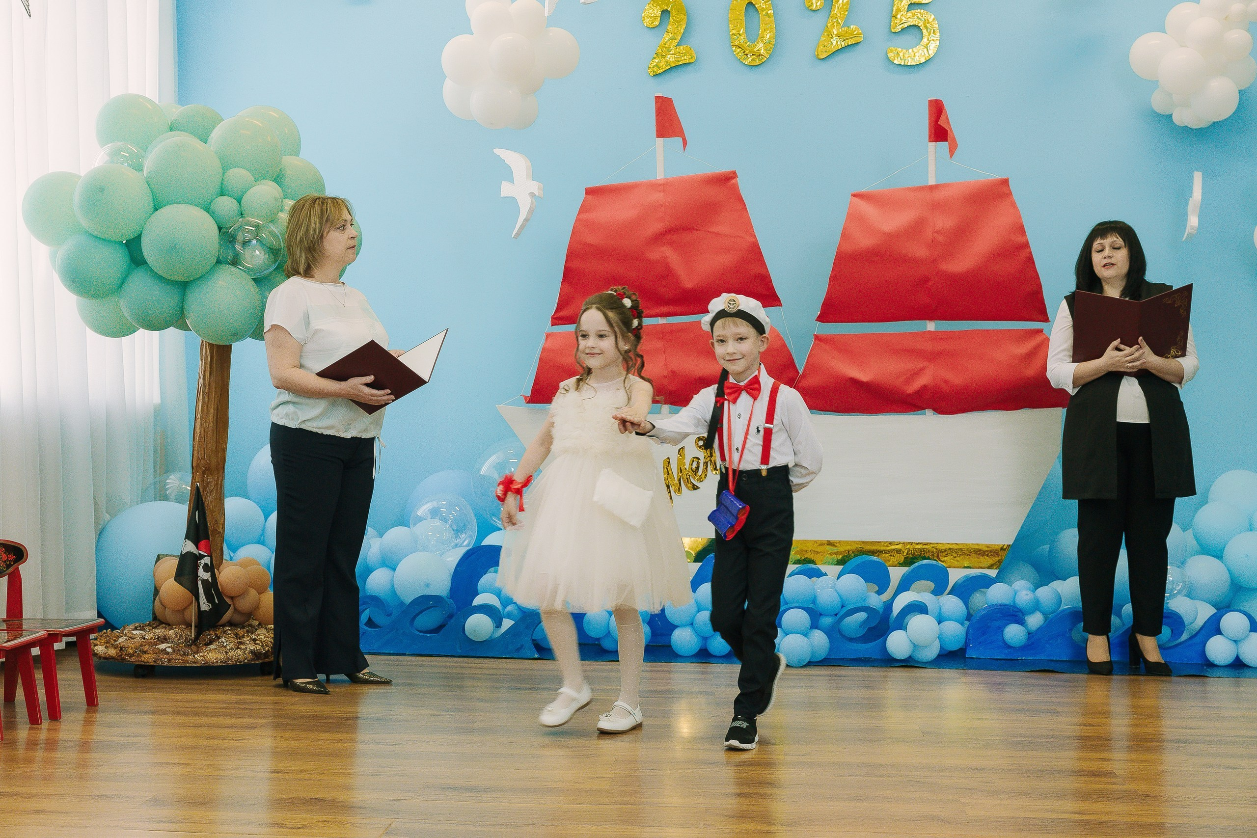 Выпускной 10 ДС. Выпускные альбомы Натальи Бутко: Новороссийск, Анапа, Геленджик