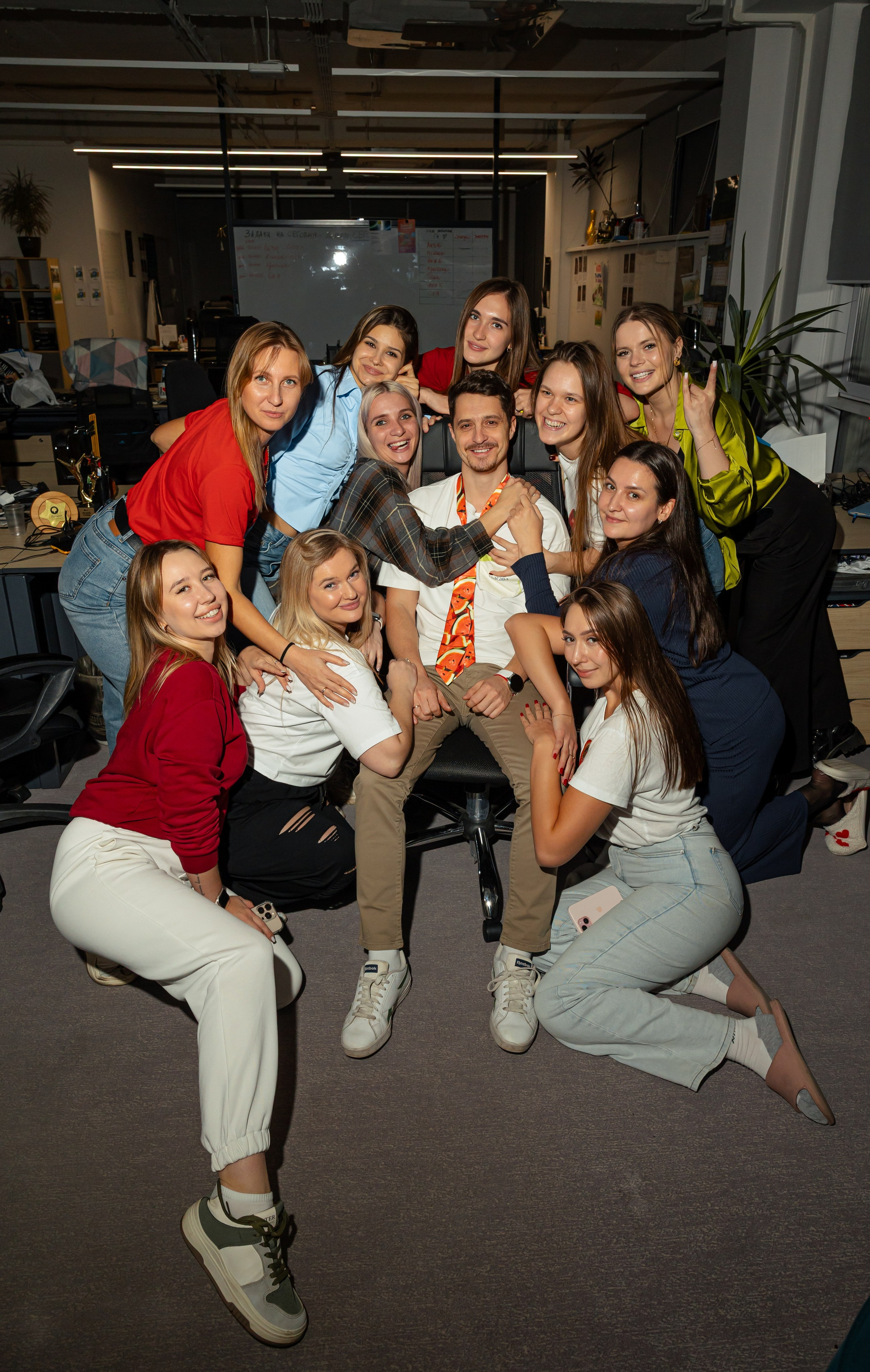 Дубль гис (офисная туса). Фотограф Вячеслав Фарунин