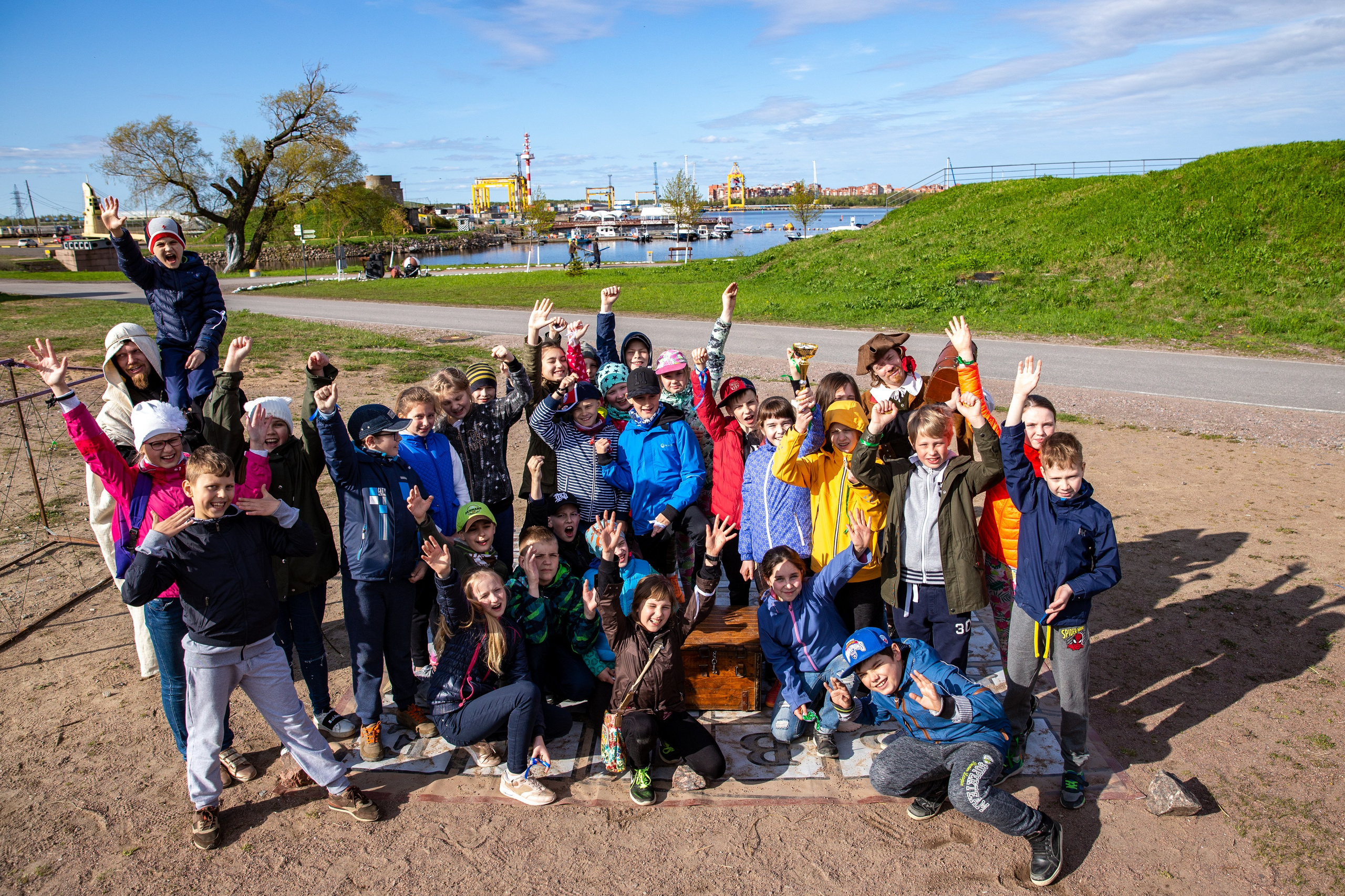Выпускной 4 класс. Форд Боярд. Фотограф в Санкт-Петербурге Закута Ольга