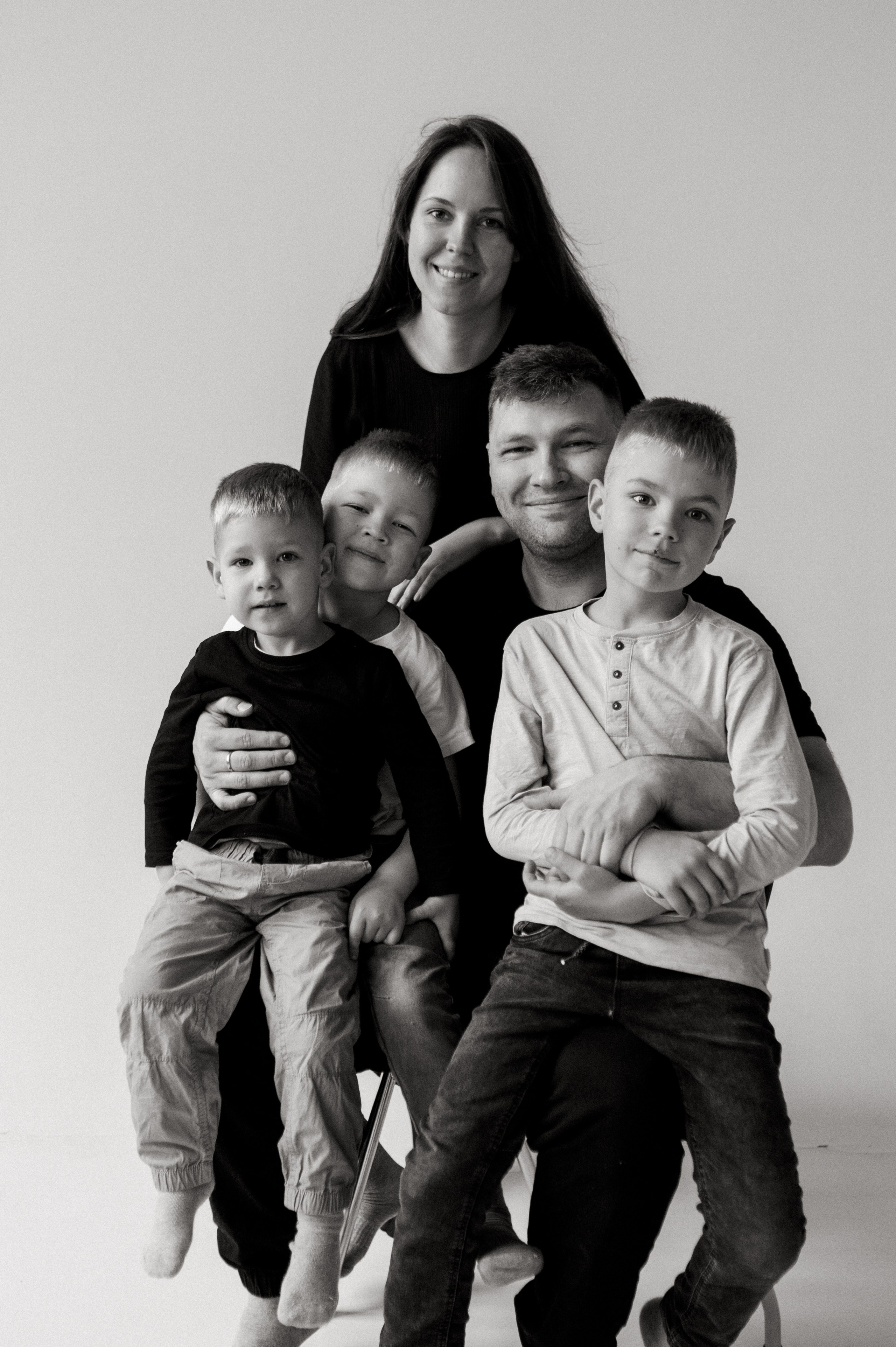 Анна+Алексей+Стефан+Савелий+Мэтт. Костюшко Кристина — семейный и свадебный фотограф в Минске