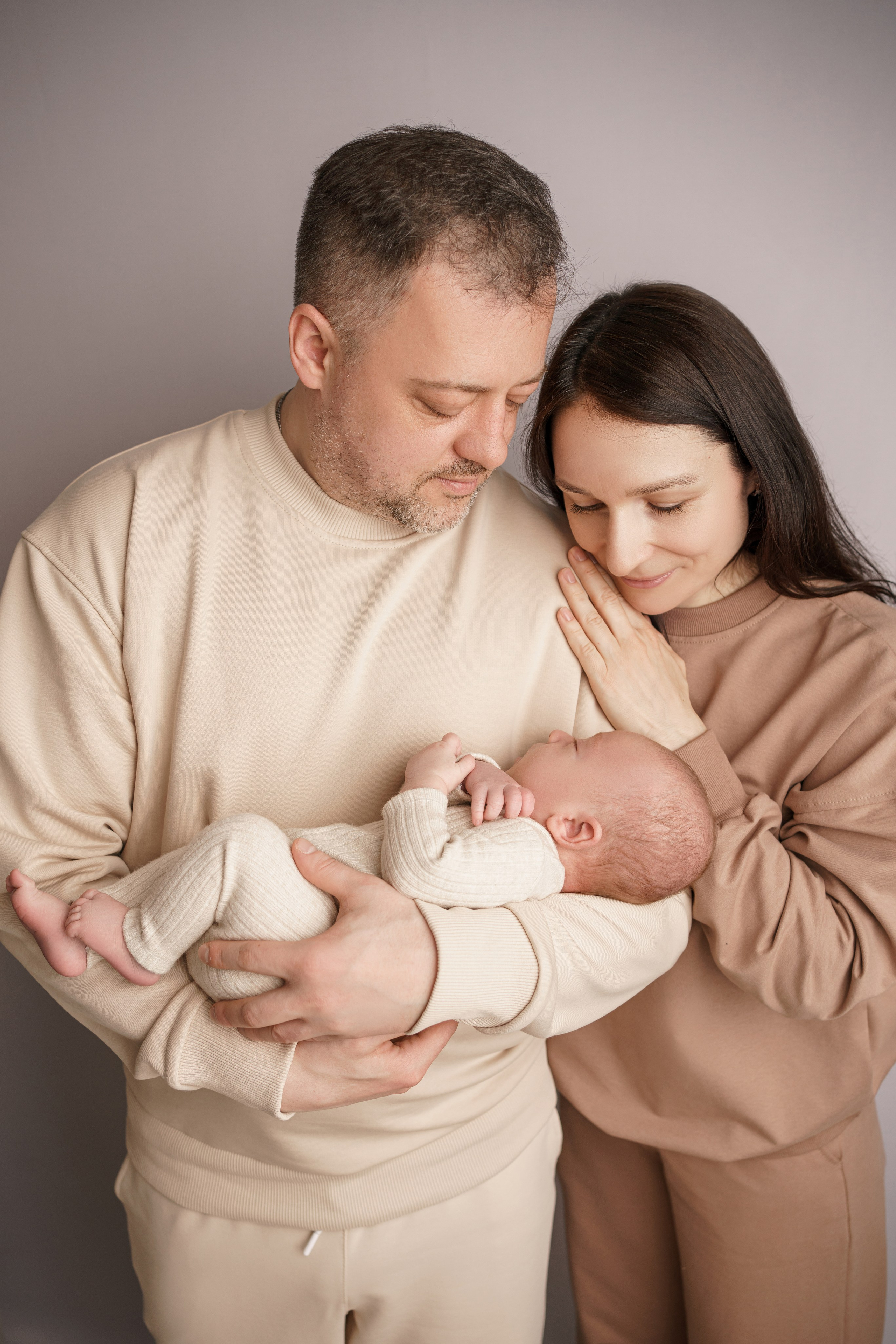 Лайф-съемка новорожденных | Первые семейные фото с малышом в Москве и МО. Фотосессия новорожденных в Москве и Московской области | Профессиональный фотограф newborn — Татьяна Иванова