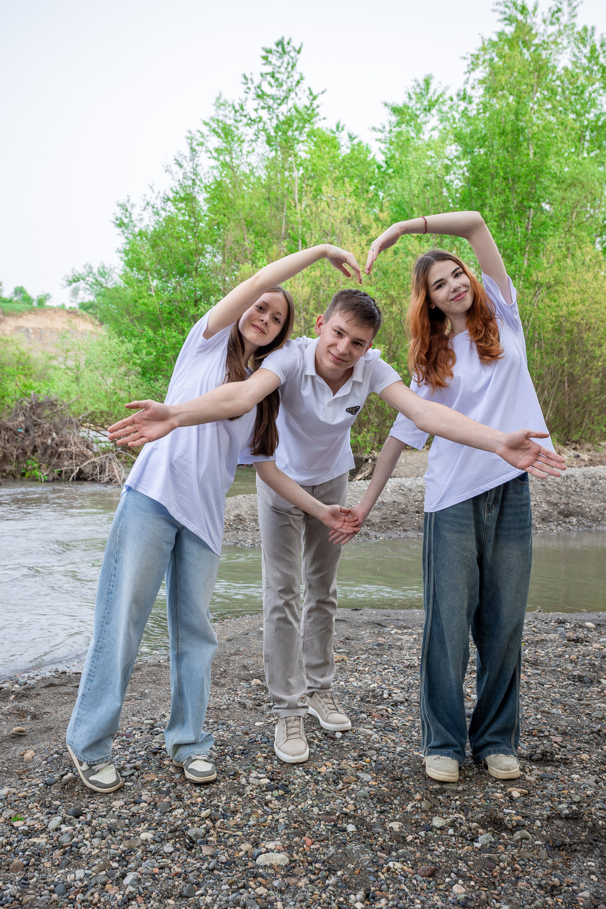 Уличная фотосессия на выпускной альбом. Выпускные альбомы Майкоп, Краснодар Елена Золотарева