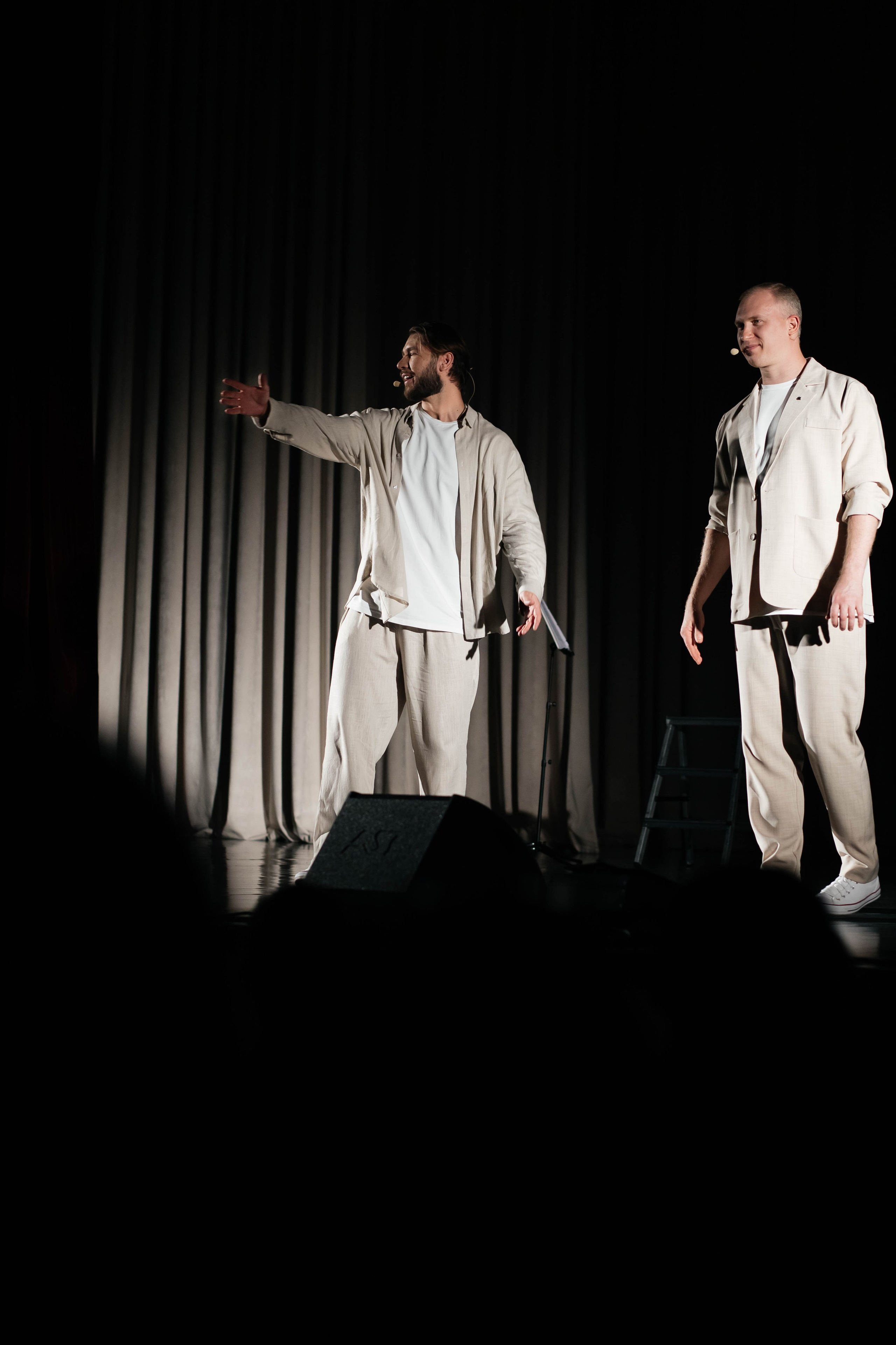 НИТЬЯ " В объятьях неба». Женский фотограф в Оренбурге Ирина Заводчикова