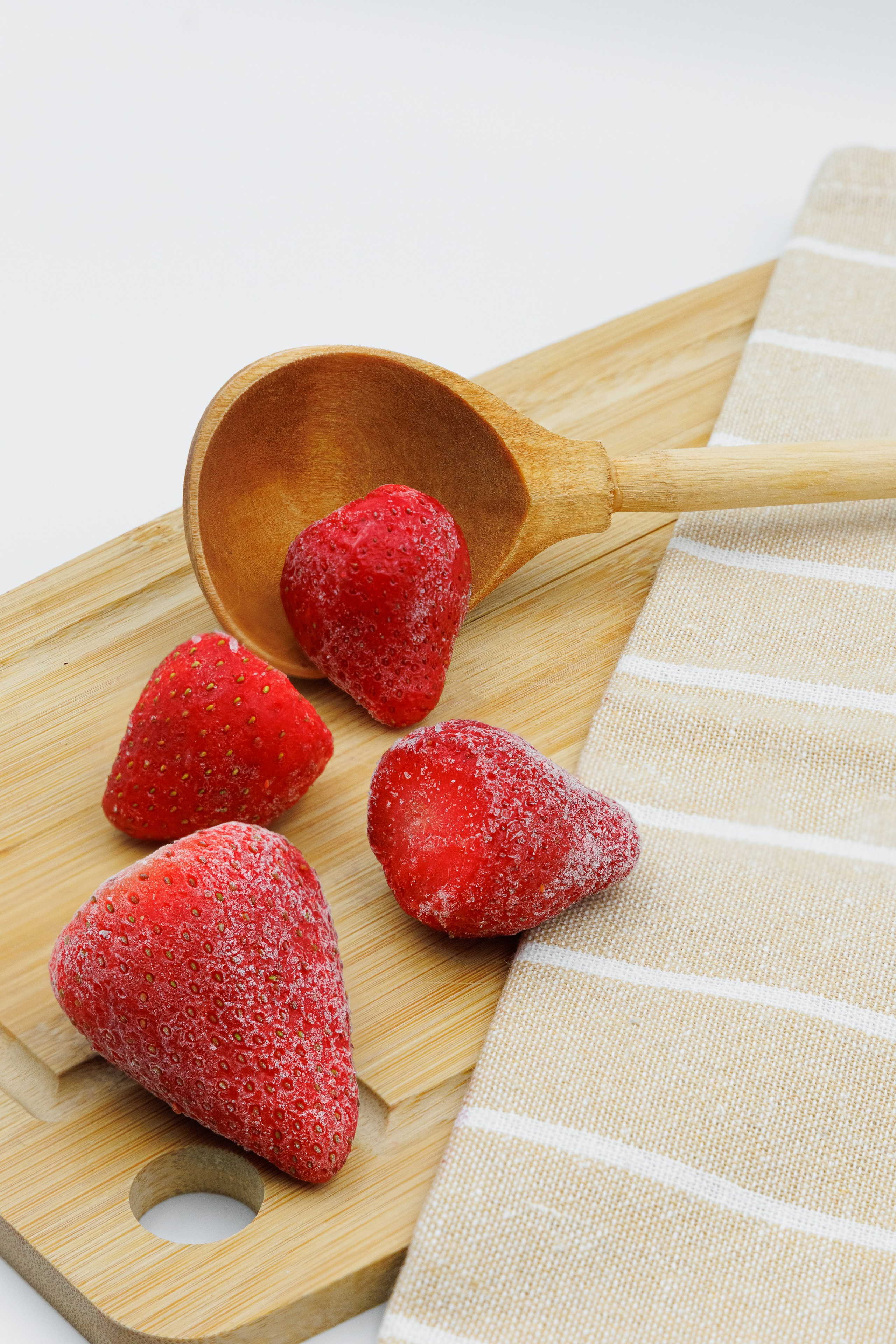 Съёмка для каталога грибной и ягодной продукции LesnoFF. Интерьерный, предметный фуд-фотограф в Нижнем Новгороде Наталья Латыпова