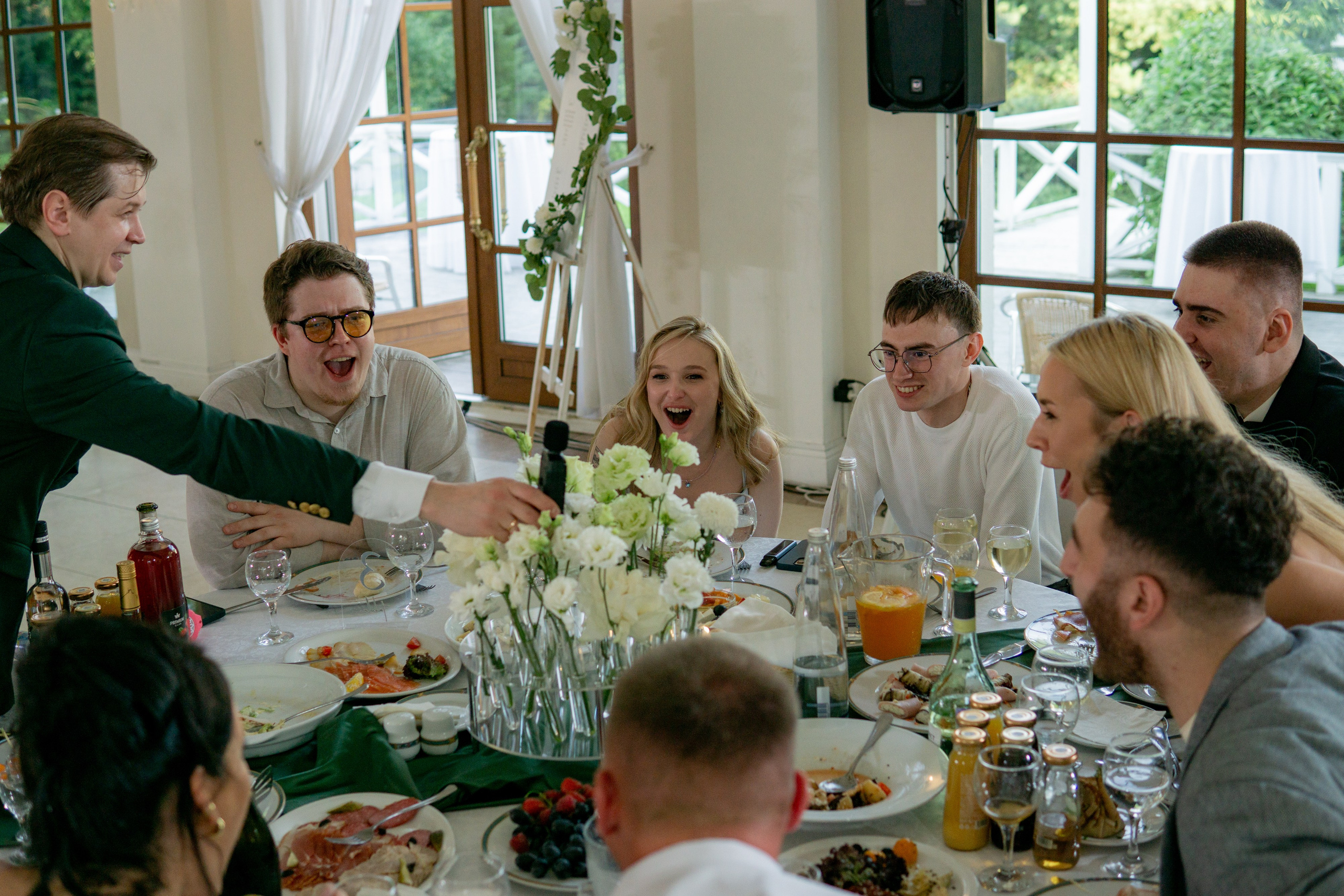 Свадебная фотосессия в отеле Хилтон. Свадебный фотограф Александр Невский в Санкт-Петербурге