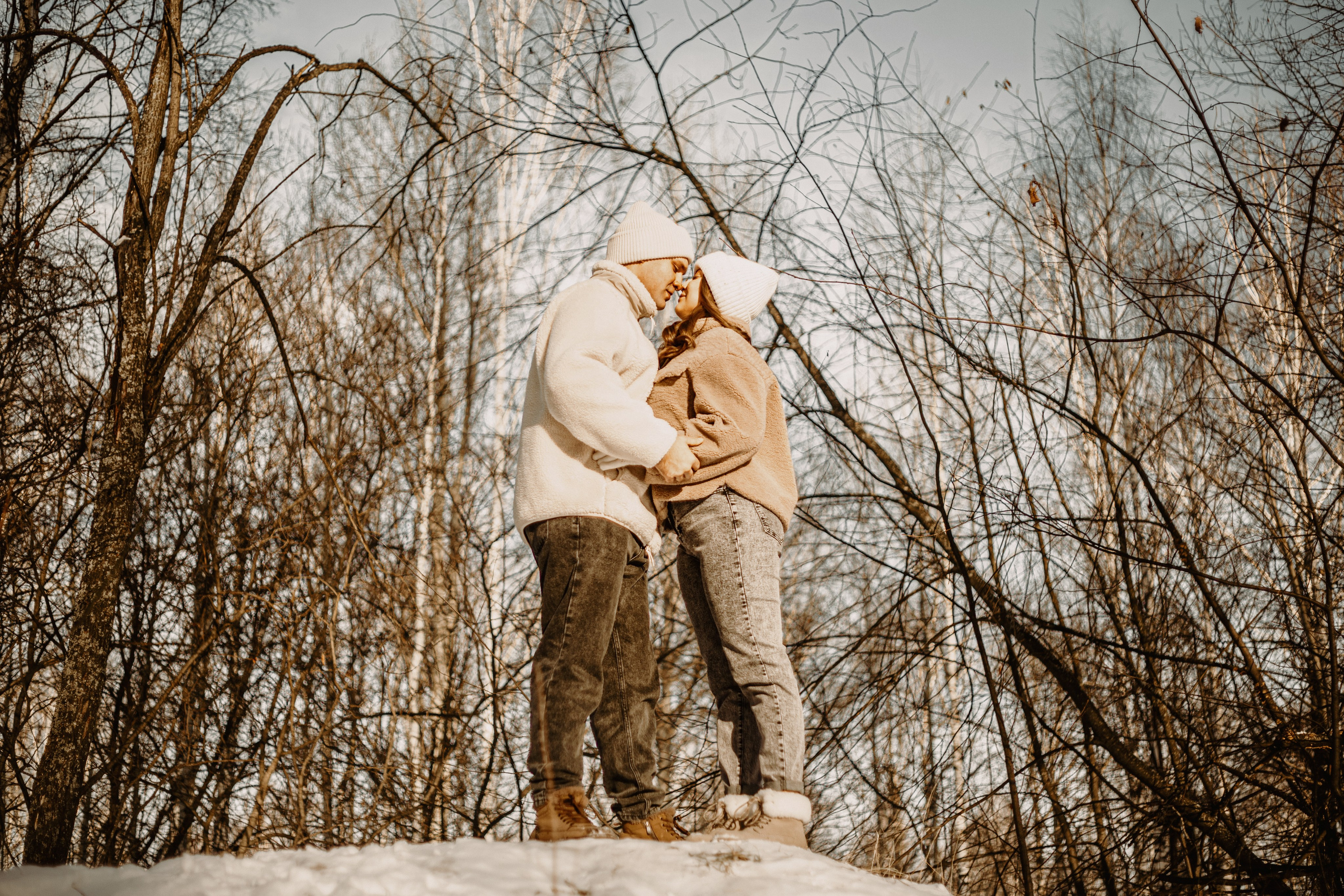 Тепло в зимнем лесу. Арт-фотограф Крис Л. в Тобольске: портрет, семейные, свадьбы
