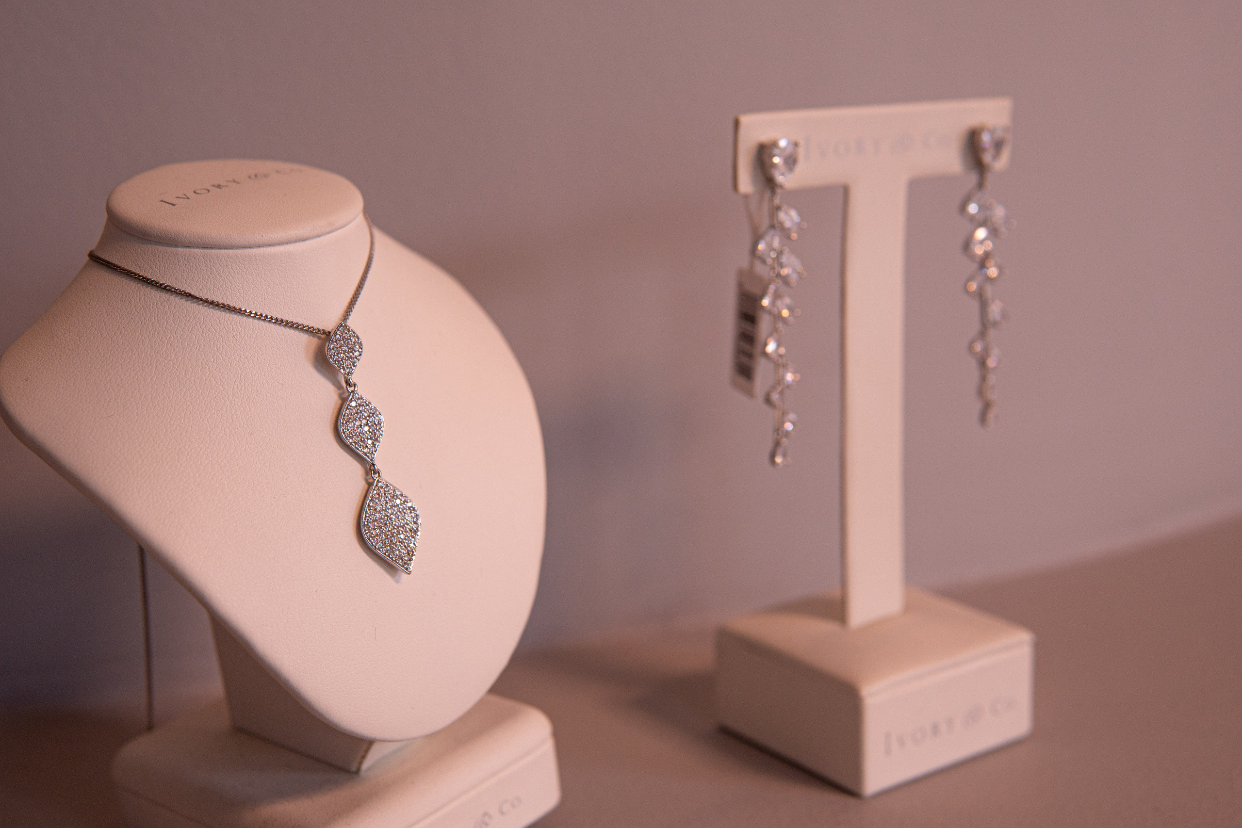 La Esposa. Wedding Photographer in Barcelona and Medellin