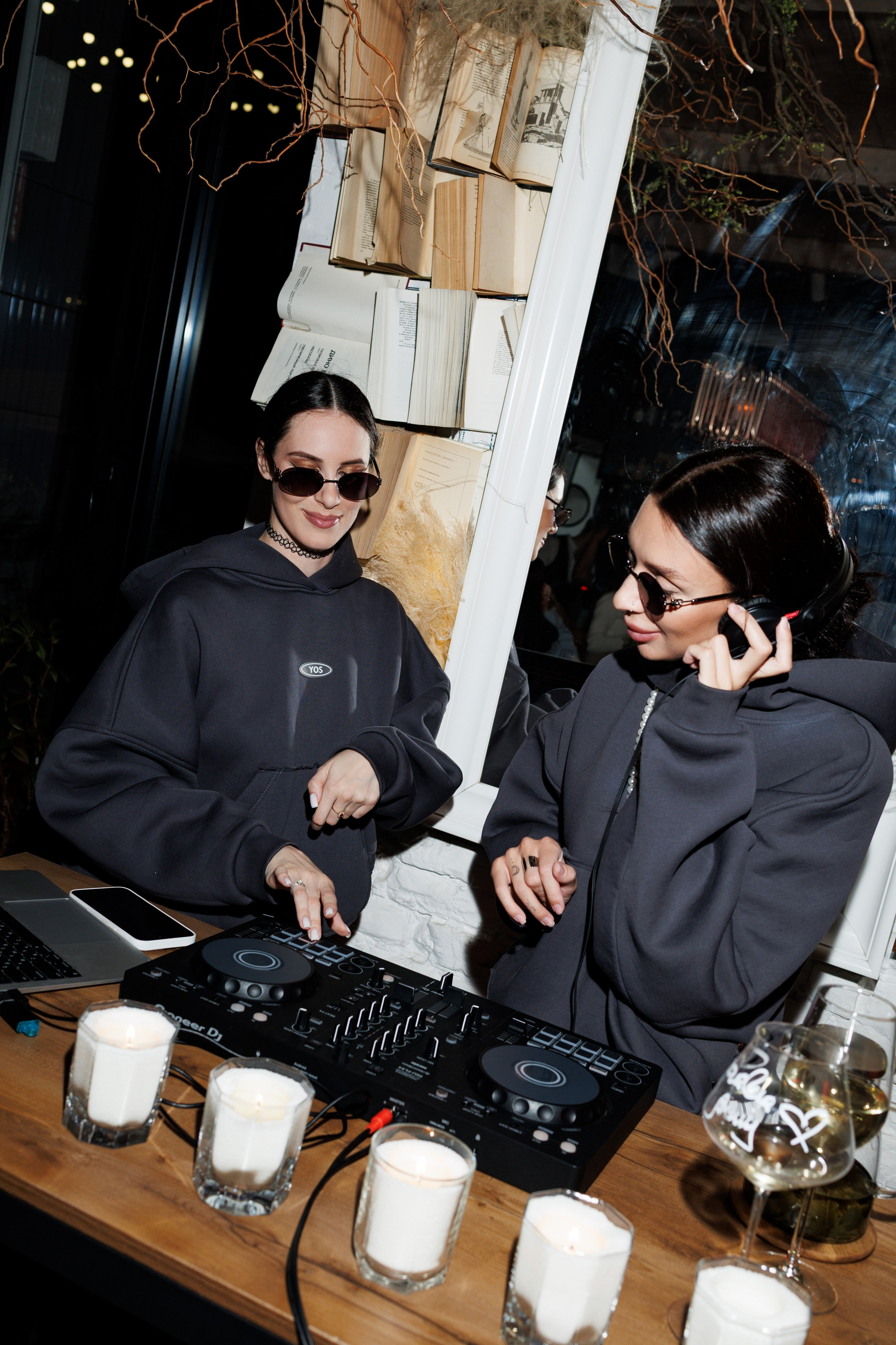 День рождения винного бара Оптимист. Https://andreysolodov.ru