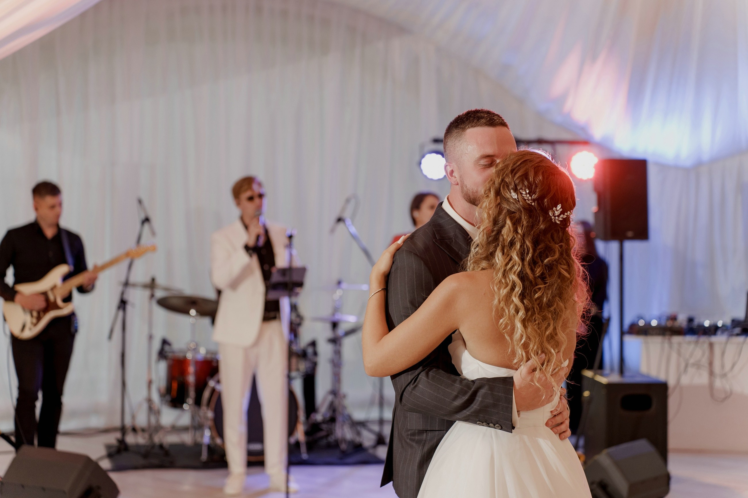 Свадьба в Russo-Balt, усадьба Кусково. Свадебный и семейный фотограф в Москве Светлана Зоткина