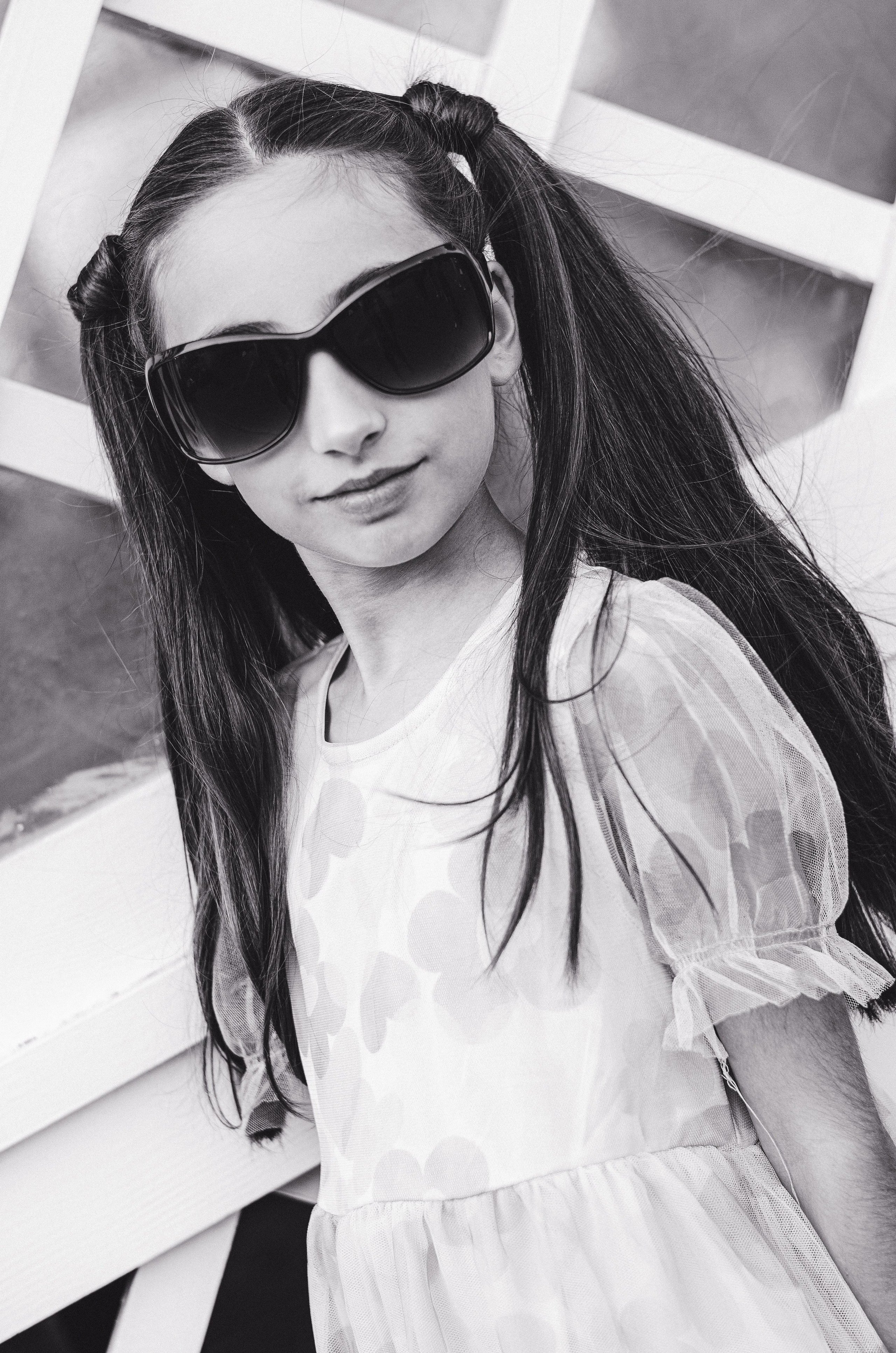 Фотопрогулка с ученицами модельной школы H&A. Портретный и репортажный фотограф в Санкт-Петербурге Варвара Жукова