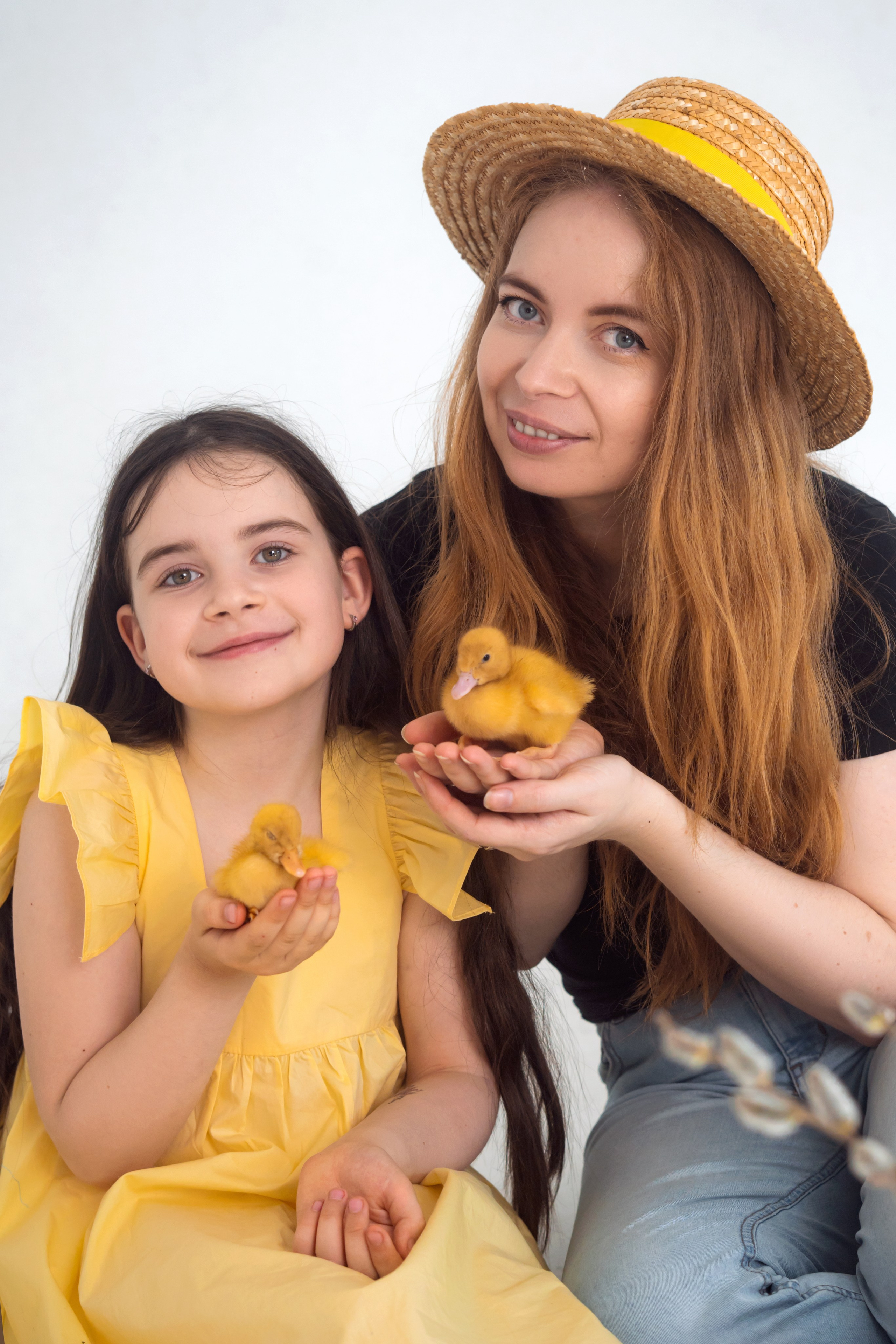 Пасхальная съемка с уточками. Мила Посвит Фотограф новорожденных в Тобольске