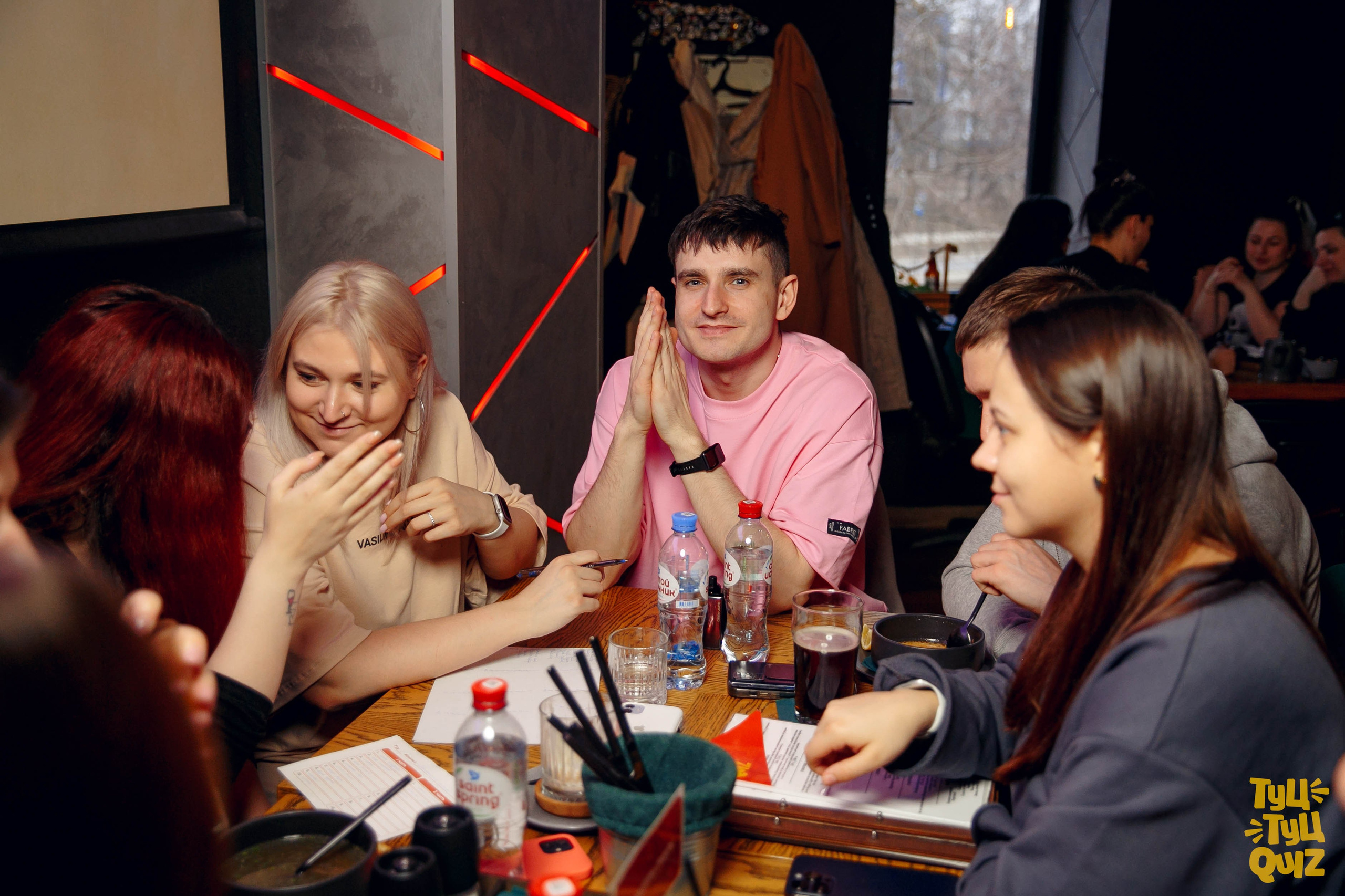 Туц туц квиз. Ваш репортажный фотограф Артемий Антонов