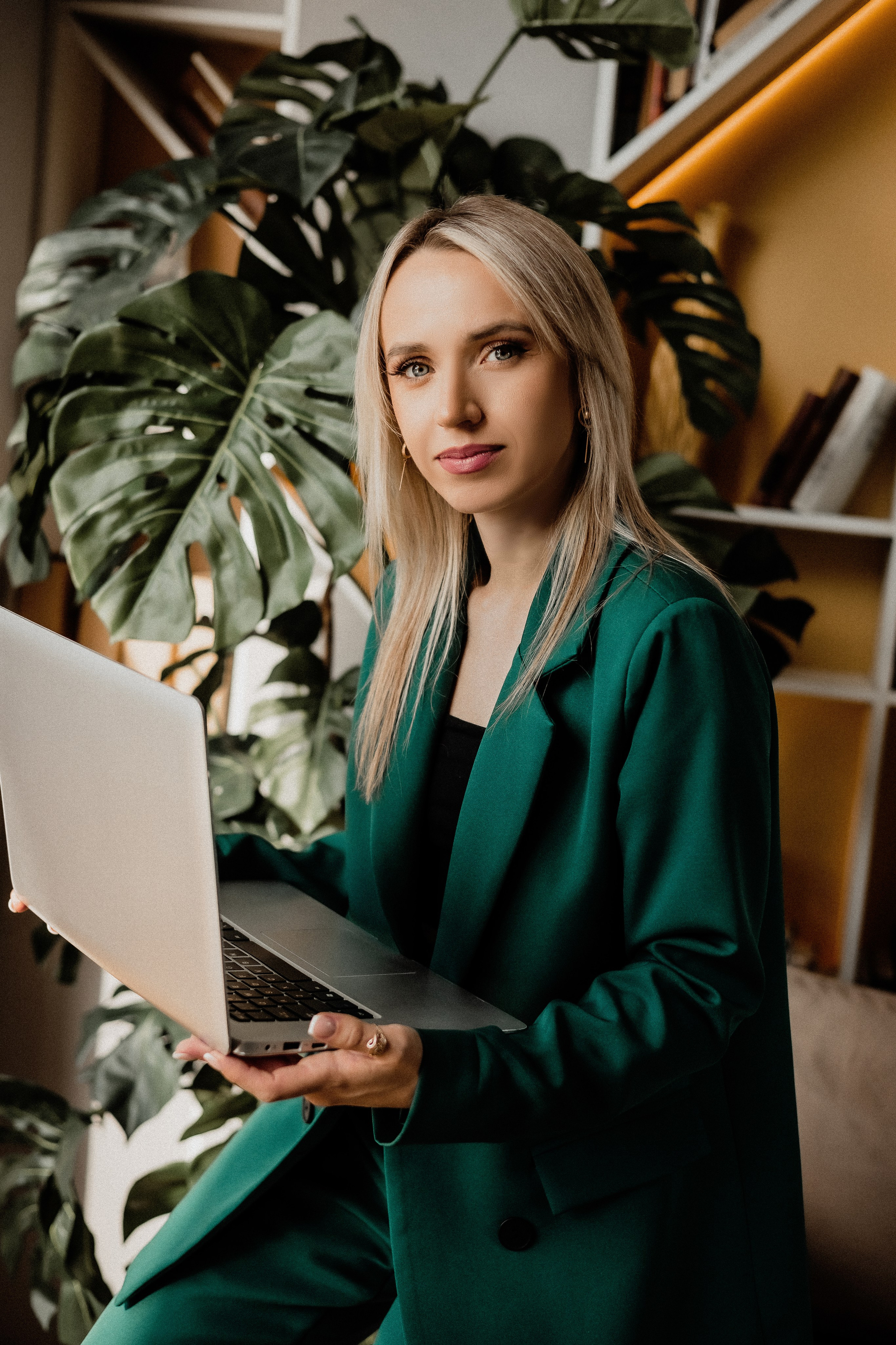 Портфолио — Бизнес контент — фотограф Анастасия Инвиш. Эротическая фотосессия в стилю ню в Москве — заказать ню фотосессию от 19 800 руб!