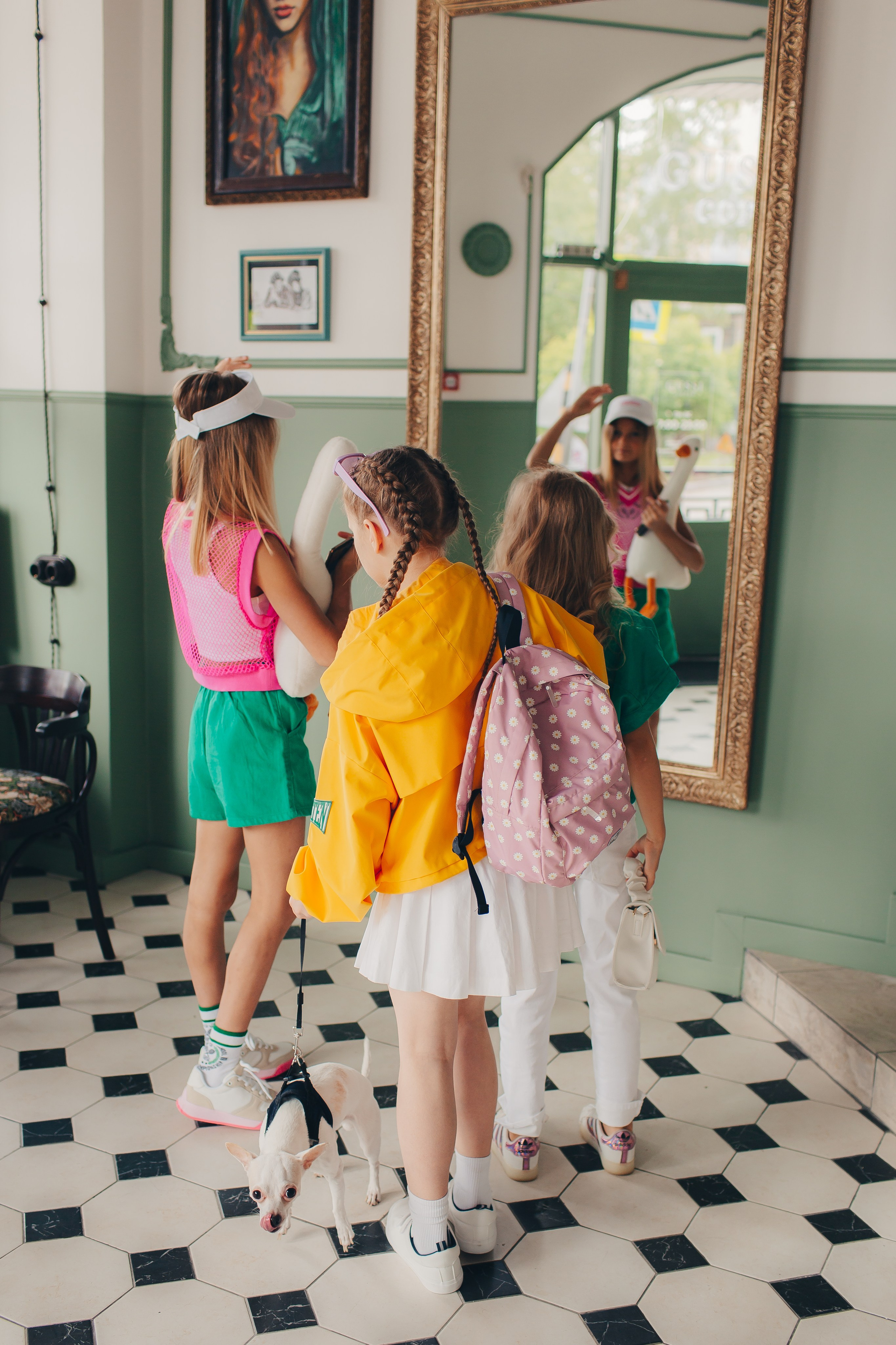 Съёмка подружками в кафе. Фотограф Евгения Мальцева, Архангельск