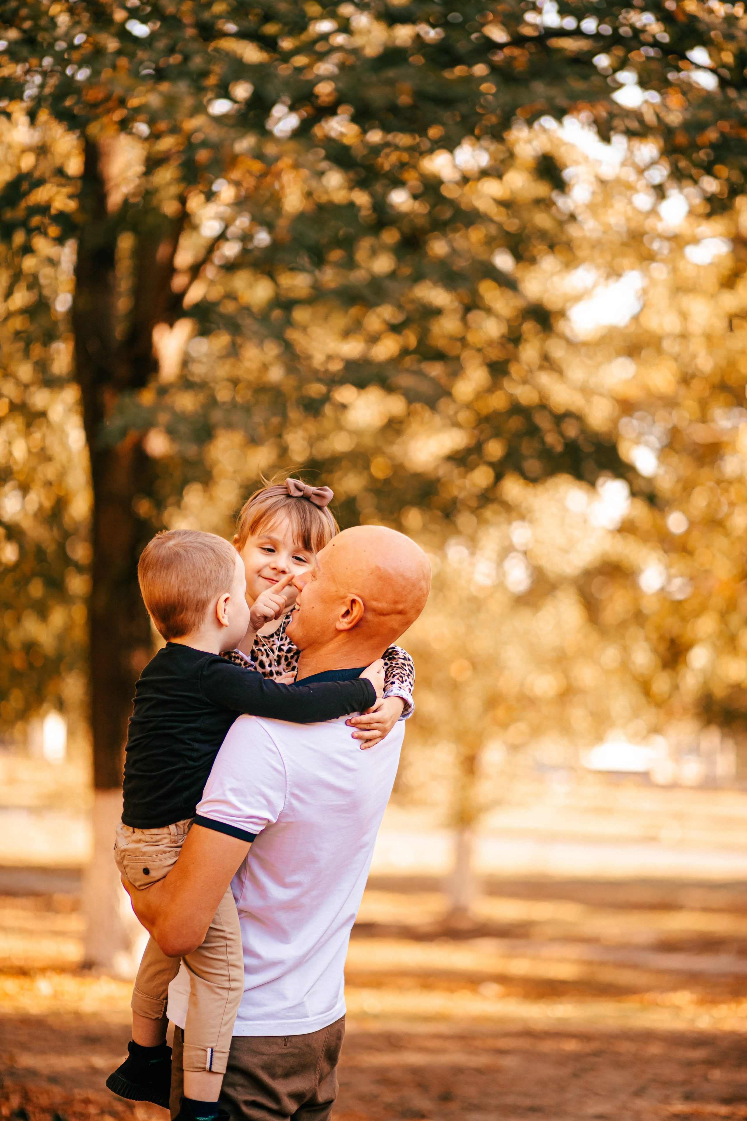 Семейная фотосессия в парке. Свадебный фотограф Кропоткин Краснодар