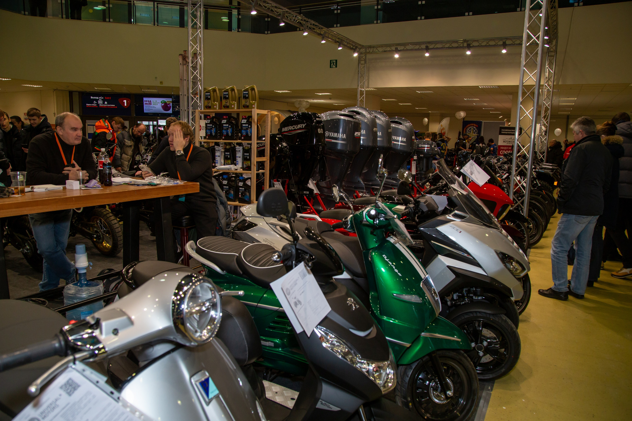 Фотопрогулка по выставке Поехали 2022. «Студия DRONAVT`s» — видеосъёмка и фотография г. Москва