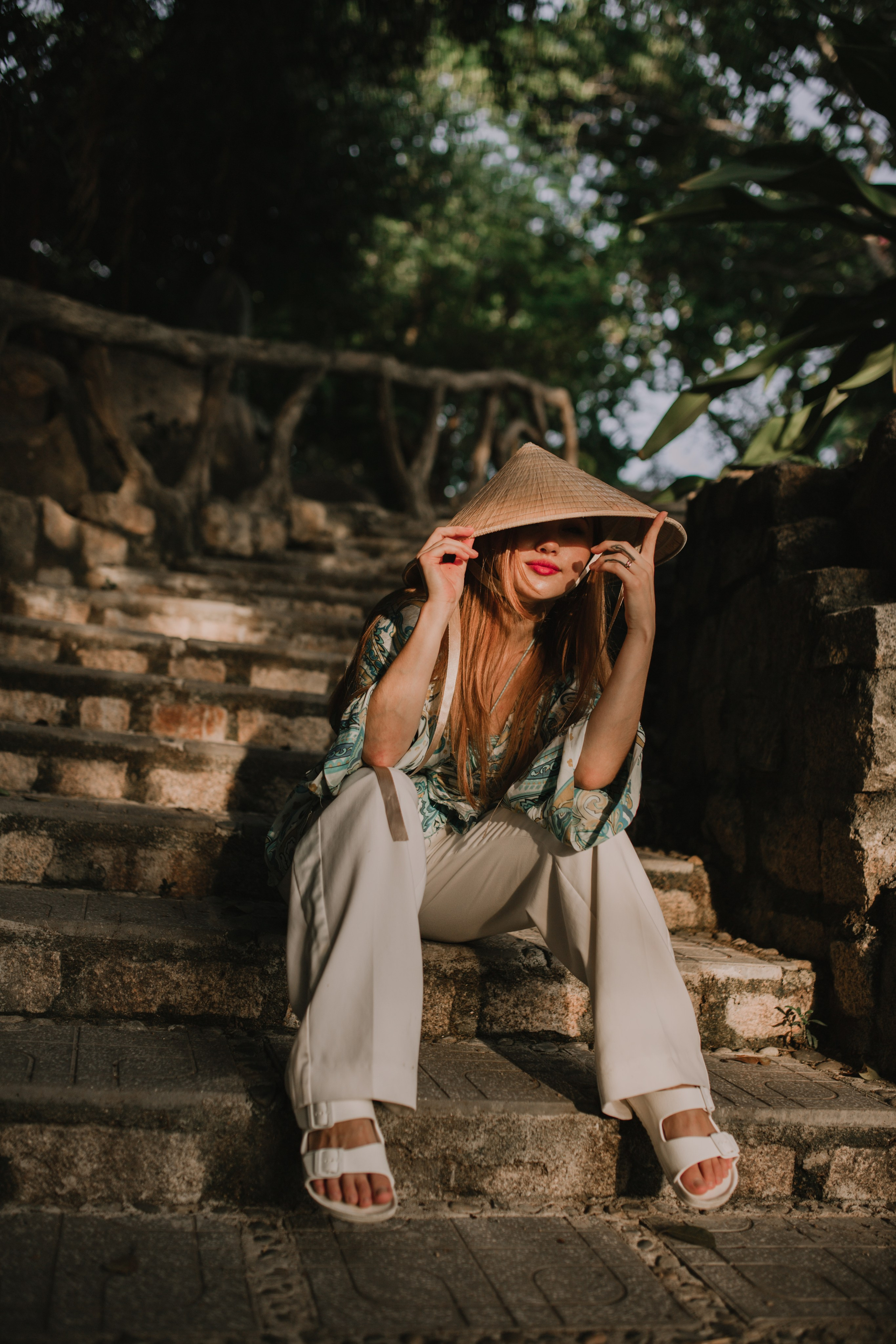 Елизавета на улицах Вьетнама. Главная