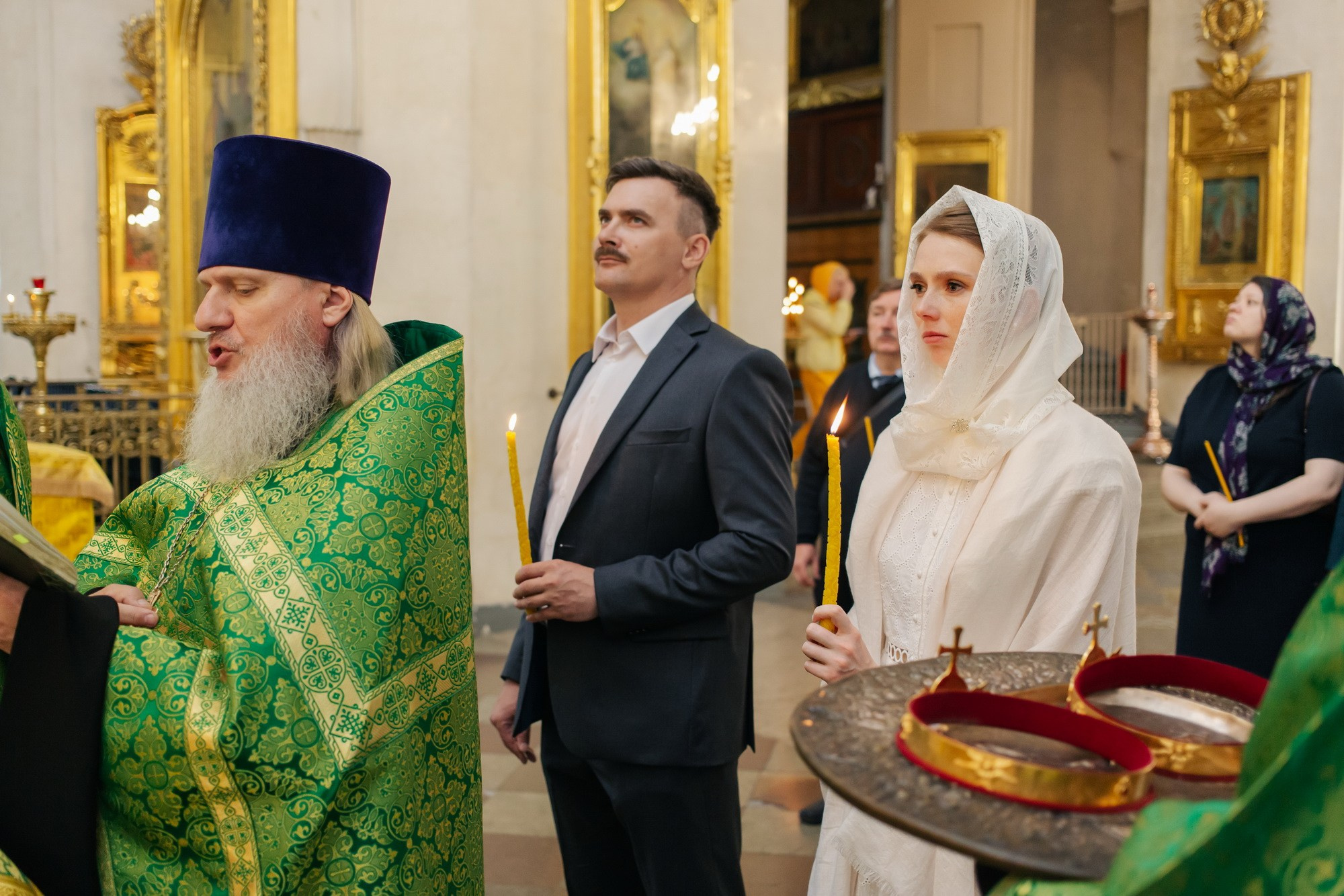 Венчание в Спасо Преображенском соборе сколько стоит, где повенчаться в Питере, обвенчаться в Санкт Петербурге, какую церковь выбрать для венчания, стоимость венчания в СПб