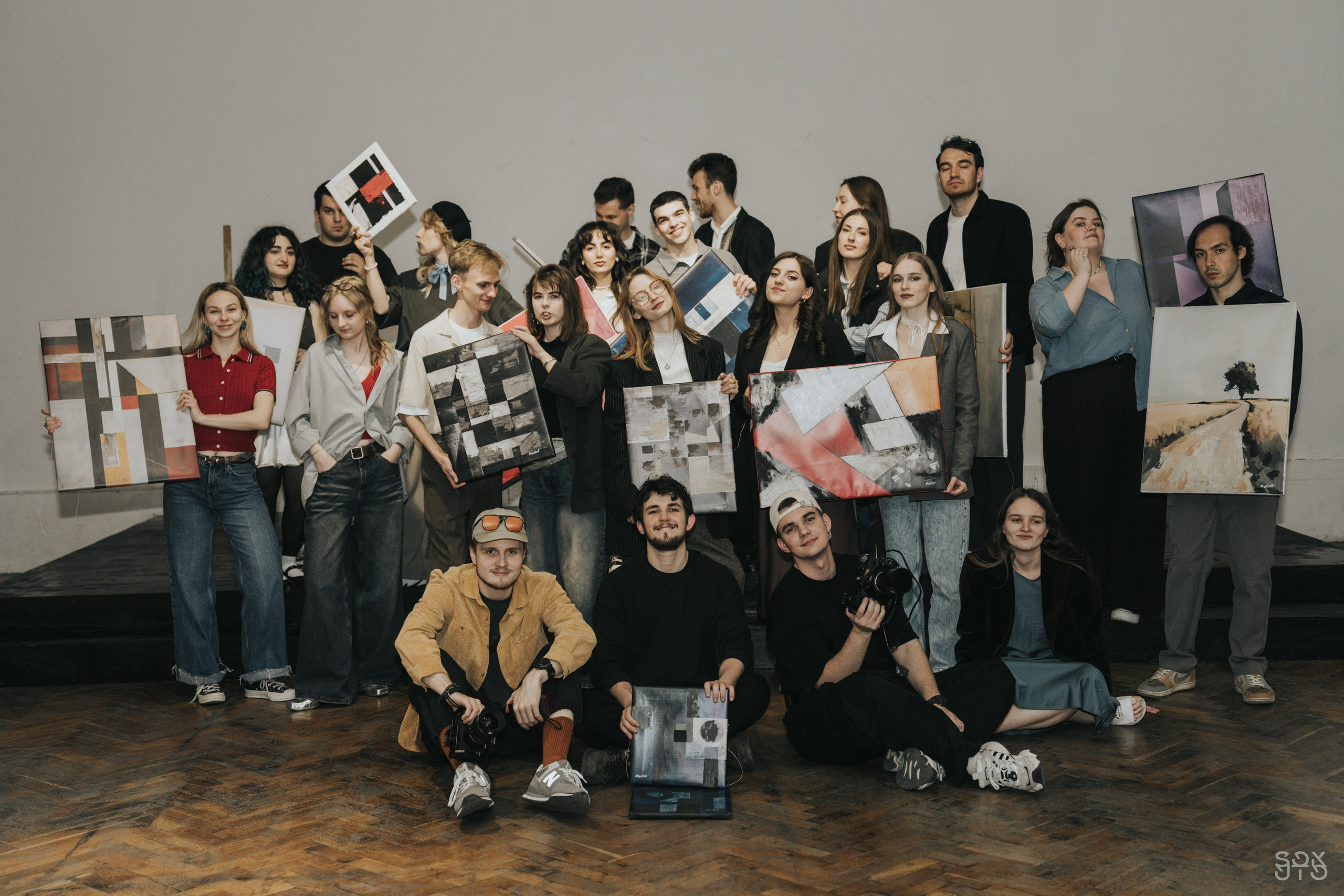 BAKED ROLL x Grad! ent