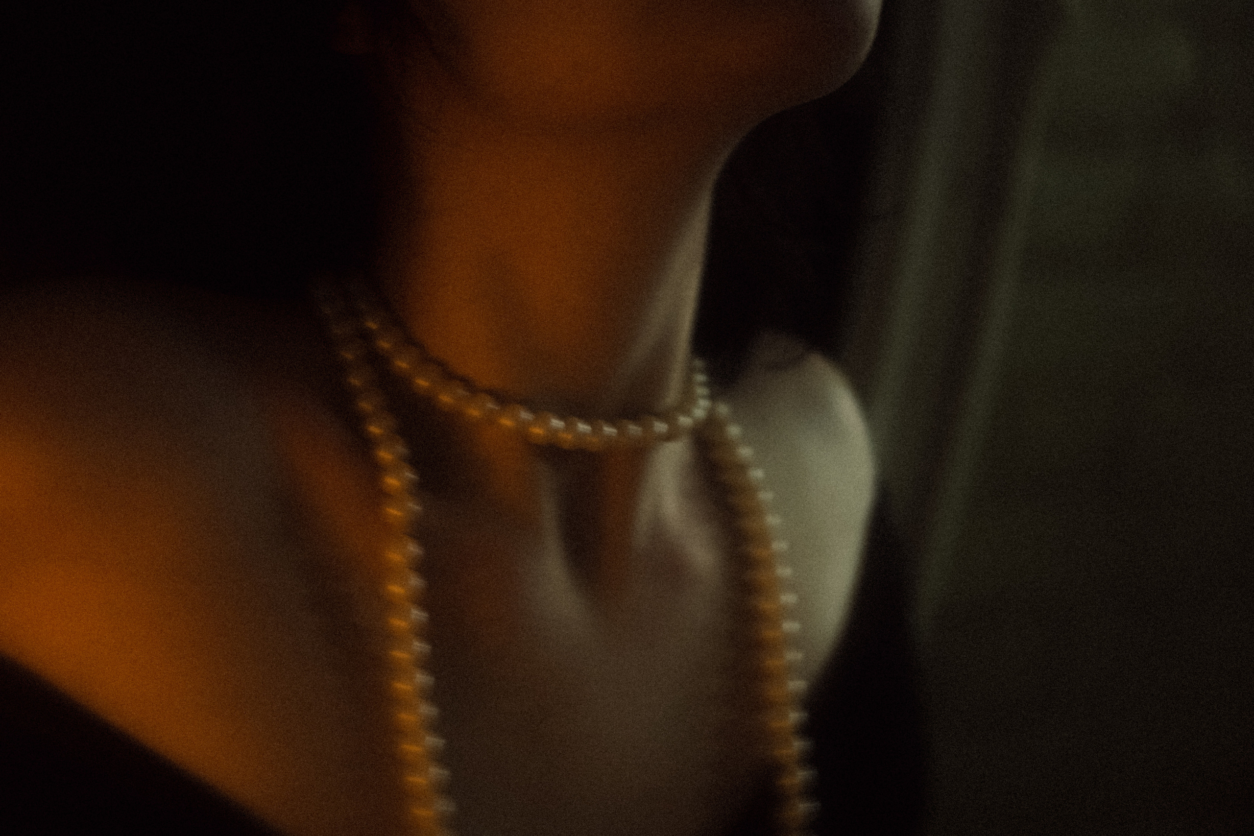 Картина о молодой вдове. Фотограф Эльмира Ахметова