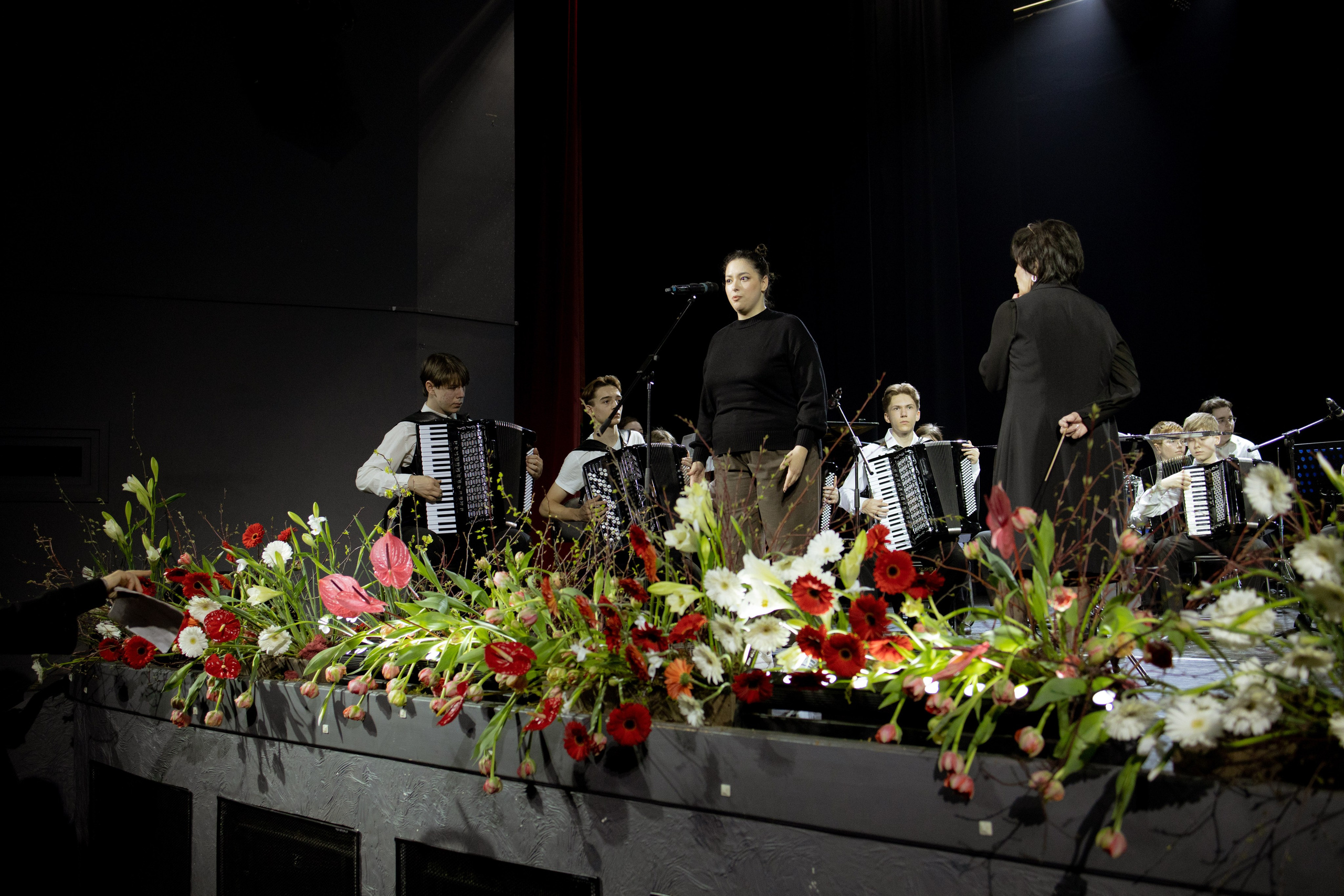 Оформление Отчетного концерта Музыкальной школы Глазунова. Оформление свадеб, декор свадеб Вера Маркова, Москва