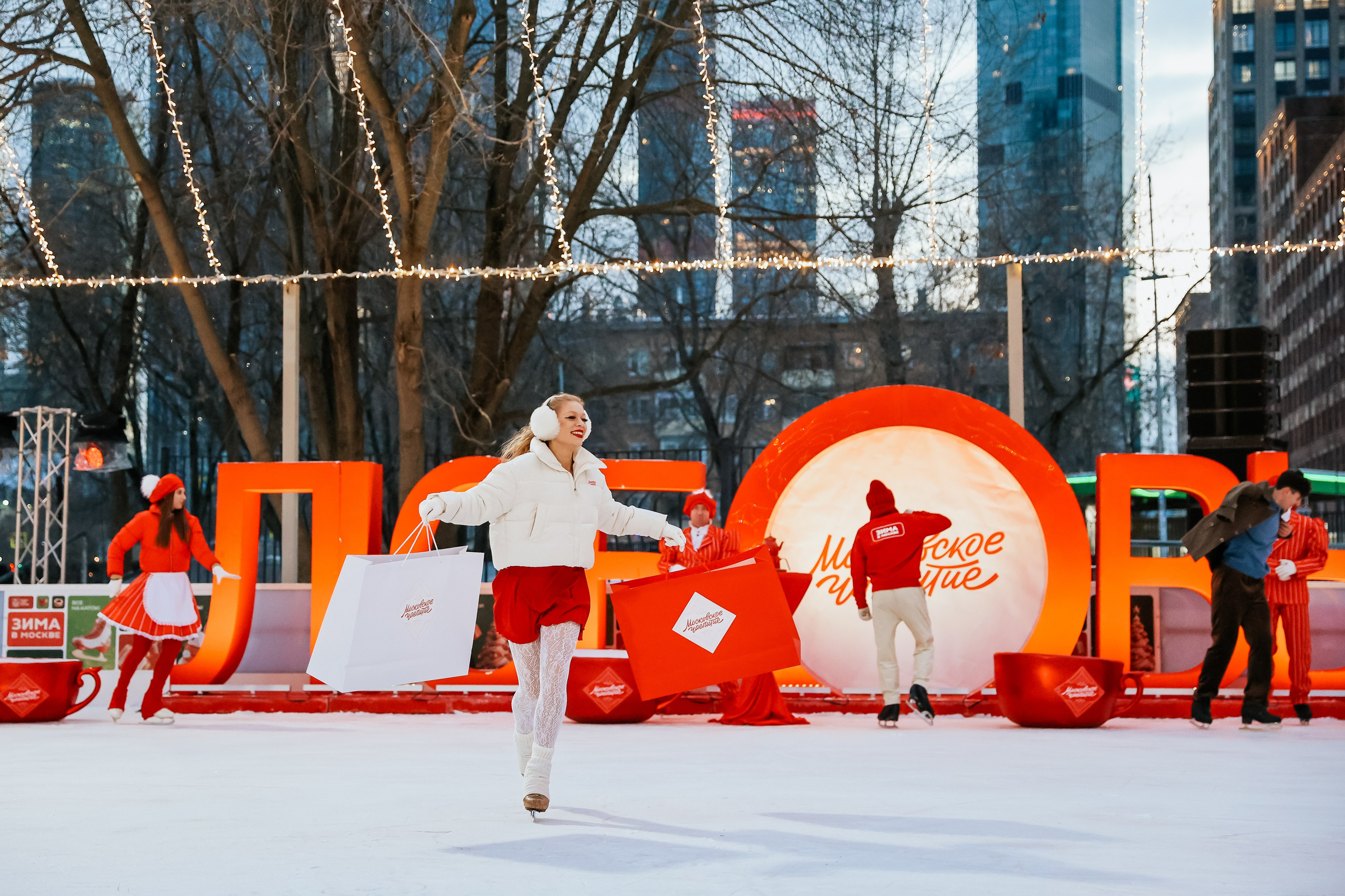 Ледовое шоу Сити каток Московское Чаепитие. Фотограф и видеограф Анна Домашенко
