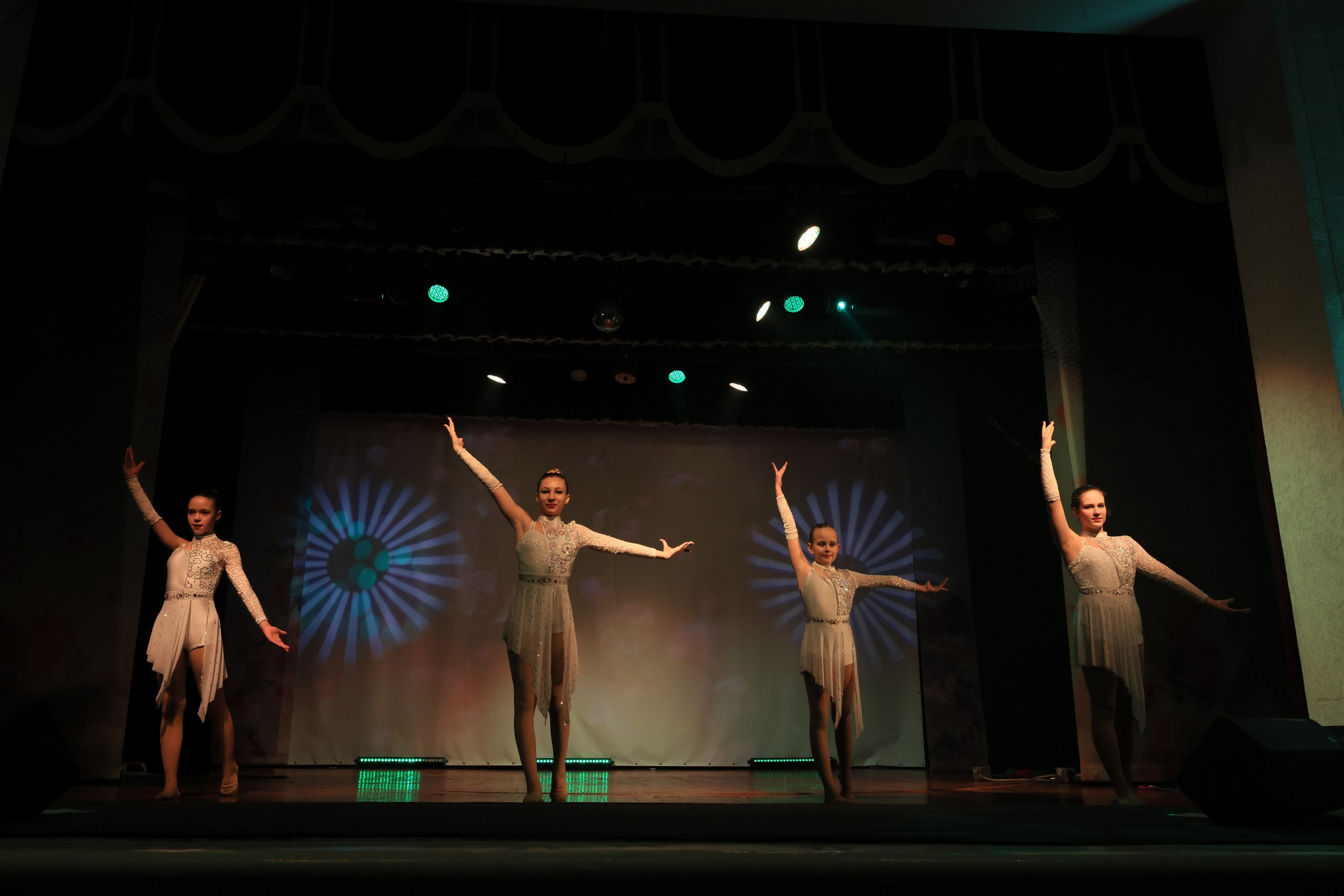 Концерт к 8 Марта в ДК «Металлург» г. Тула. Фотограф в Туле Крупский АнДРей. Фотостудия «КАДР71» в Туле